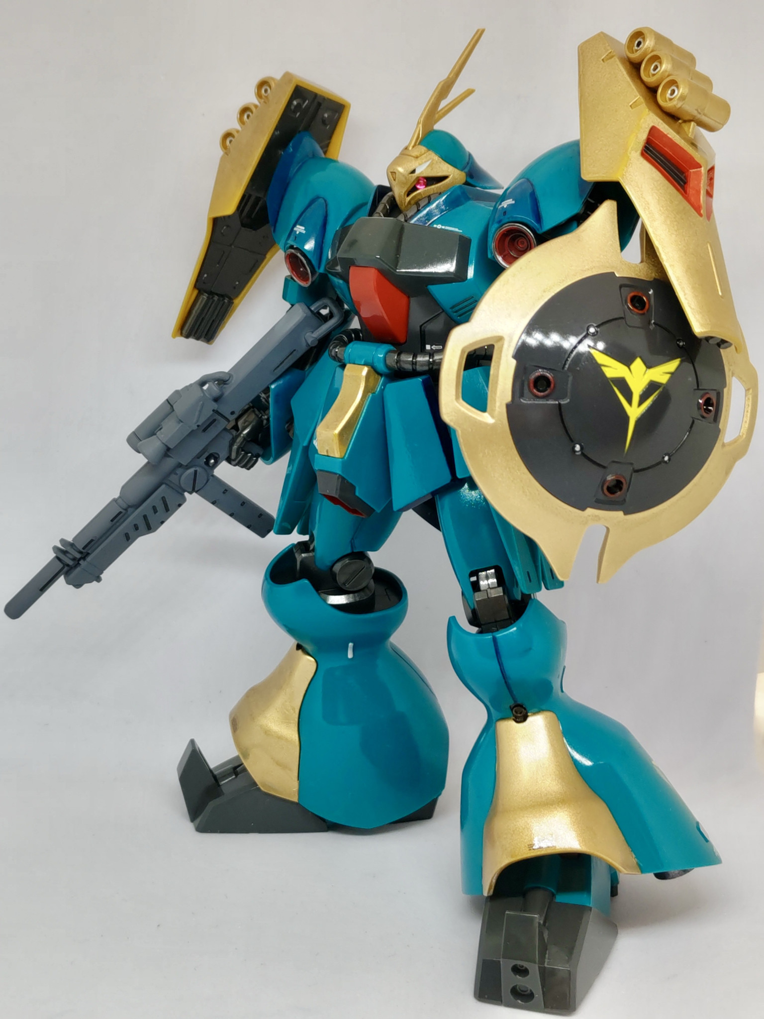 HGUC ヤクト・ドーガ(ギュネイ専用機)｜りゅありさんのガンプラ作品