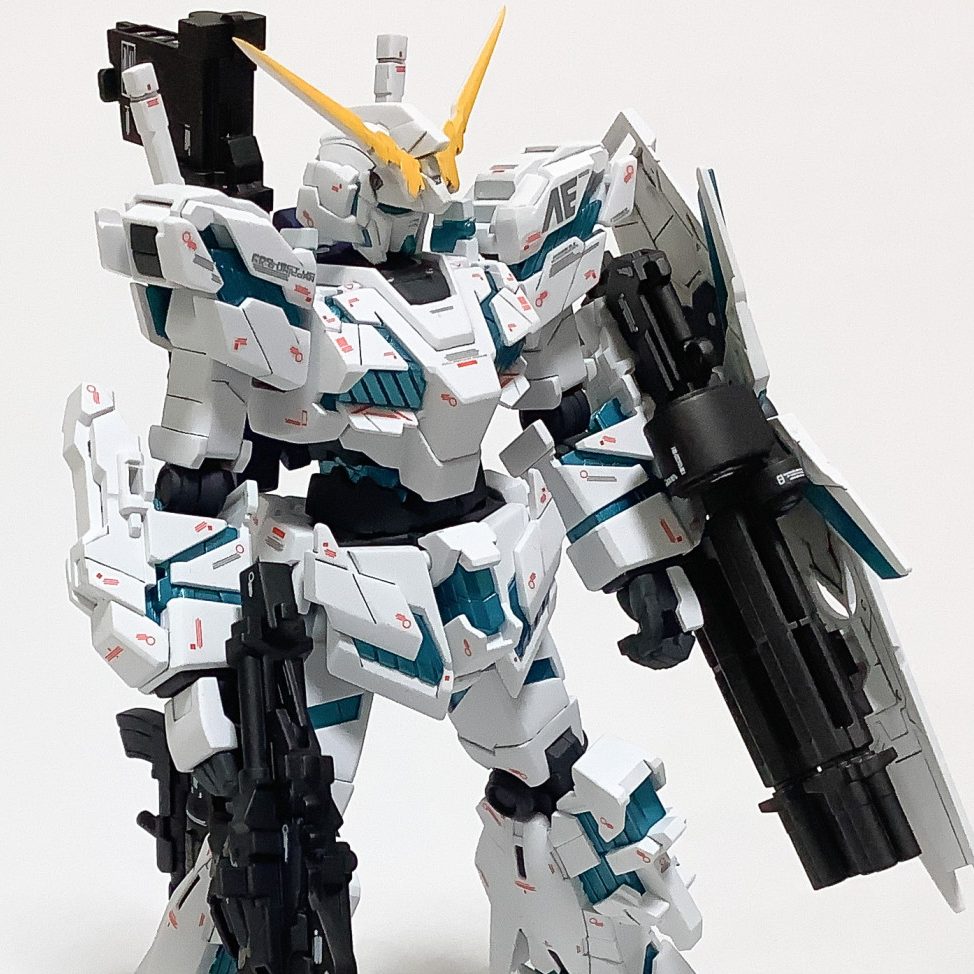 HG フルアーマーユニコーンガンダム 水性塗料全塗装｜fujiさんの