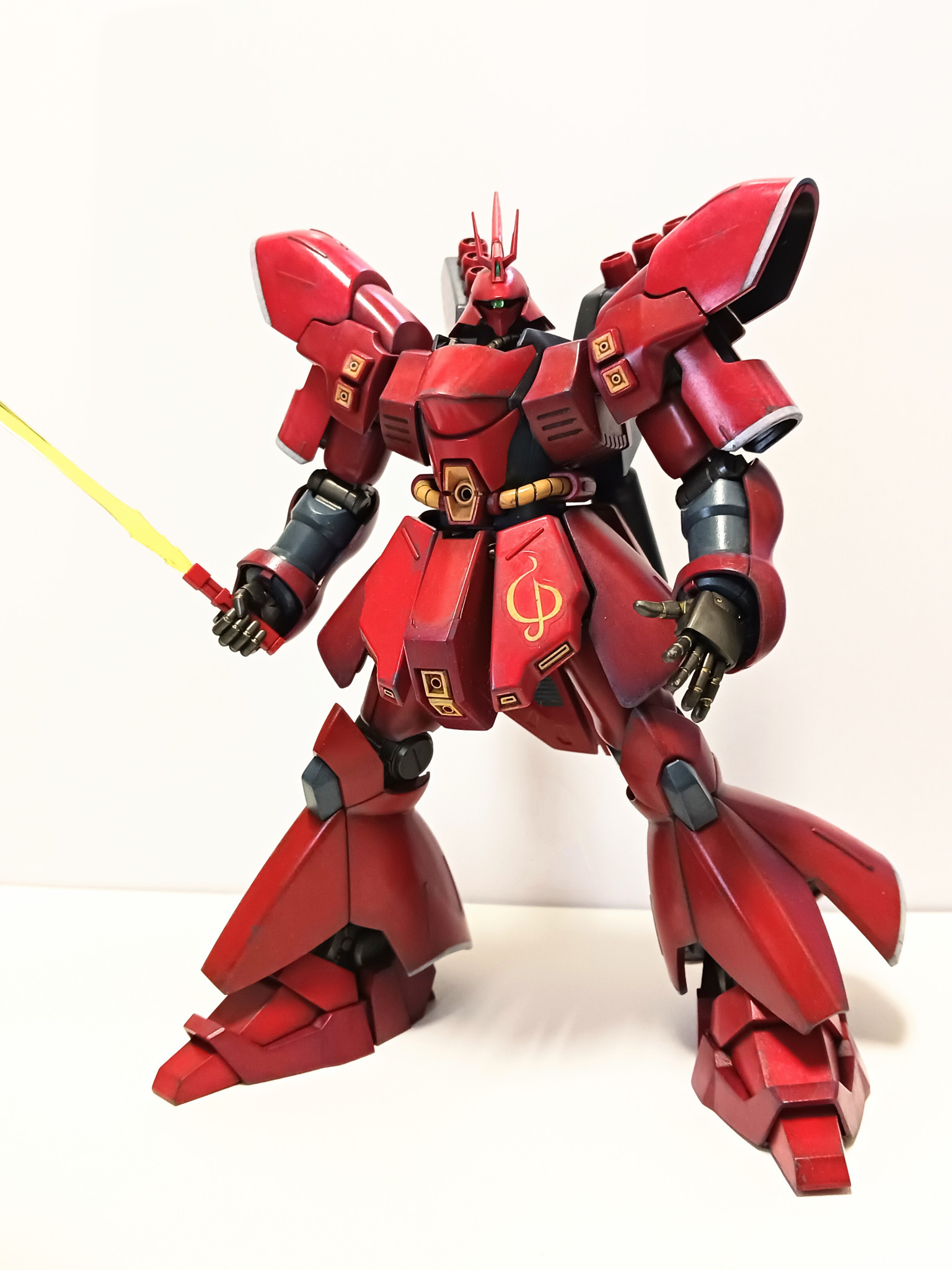 HGUC MSN-04 SAZABI【筆塗り全塗装】｜sama4laoidanganさんのガンプラ