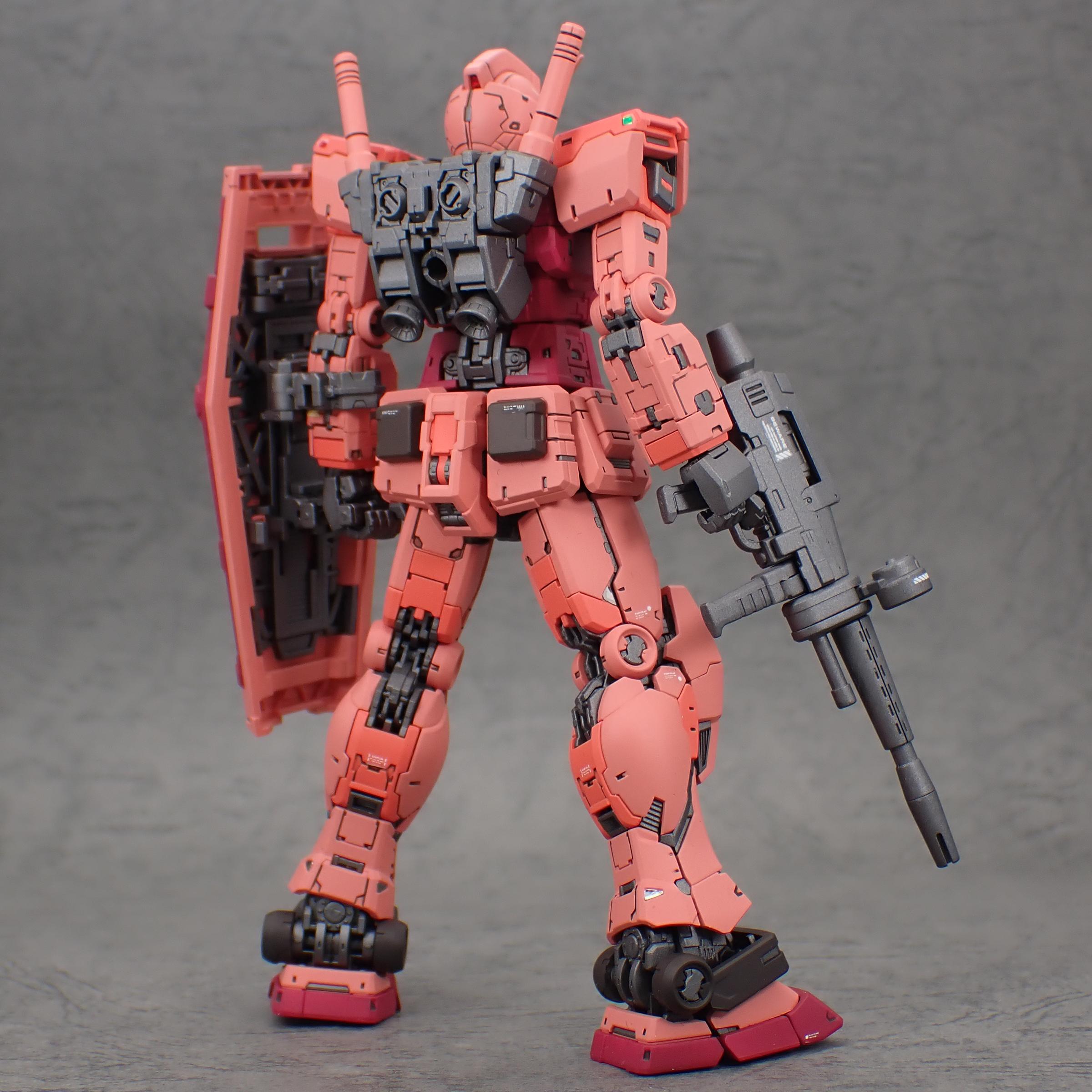 RG RX78 ガンダム シャア専用カラー｜ヤマサンさんのガンプラ作品