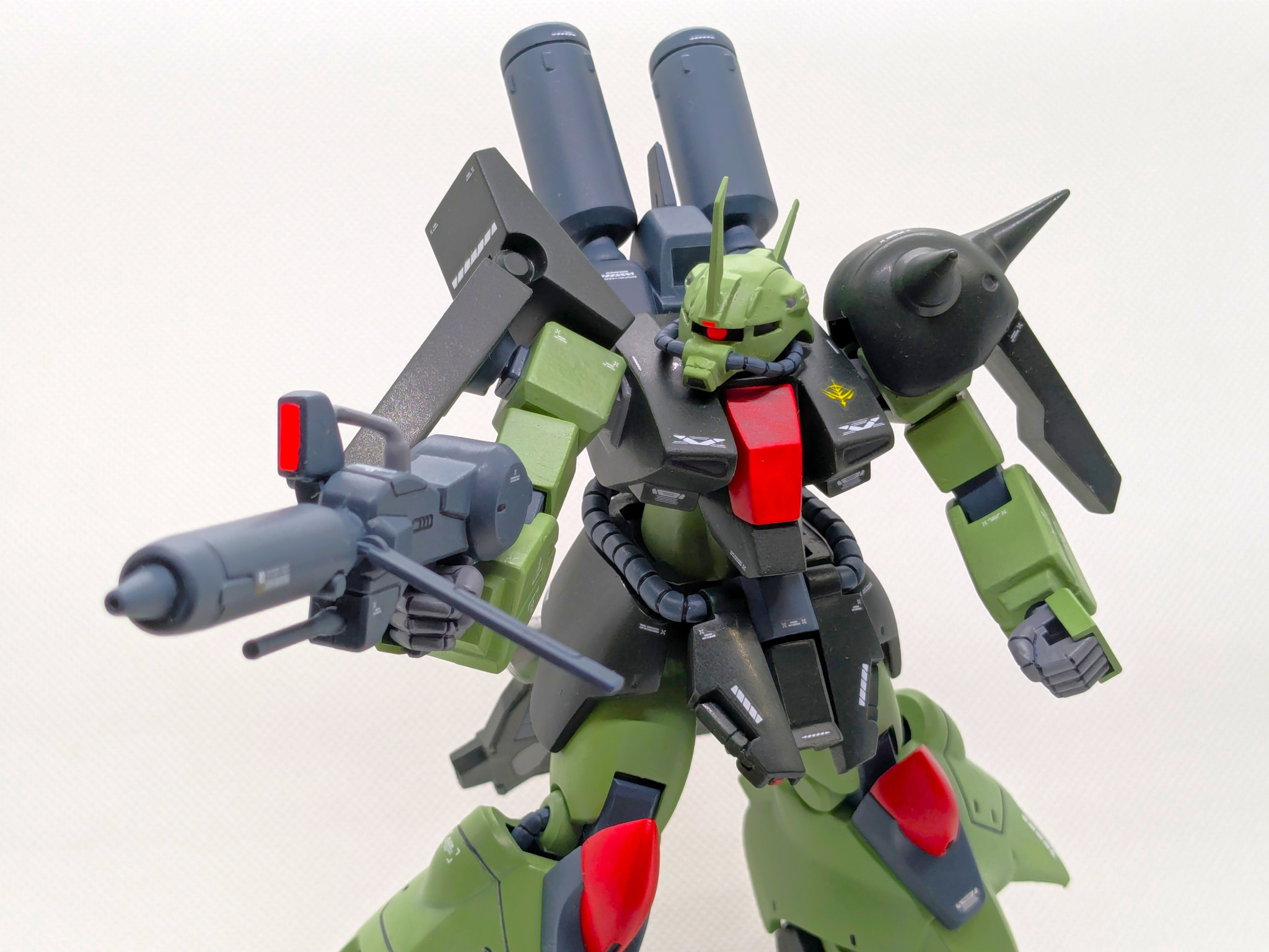 HG ザク3改、合わせ目が気になって全塗装｜だうねこさんのガンプラ作品