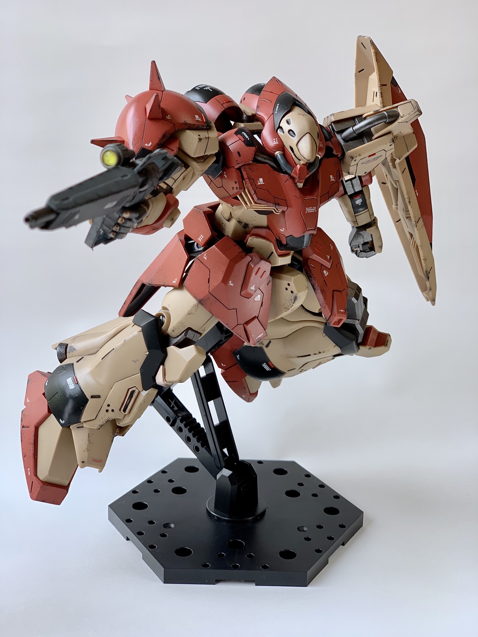 HGUCメッサーを筆塗り部分塗装｜@praZo001さんのガンプラ作品｜GUNSTA