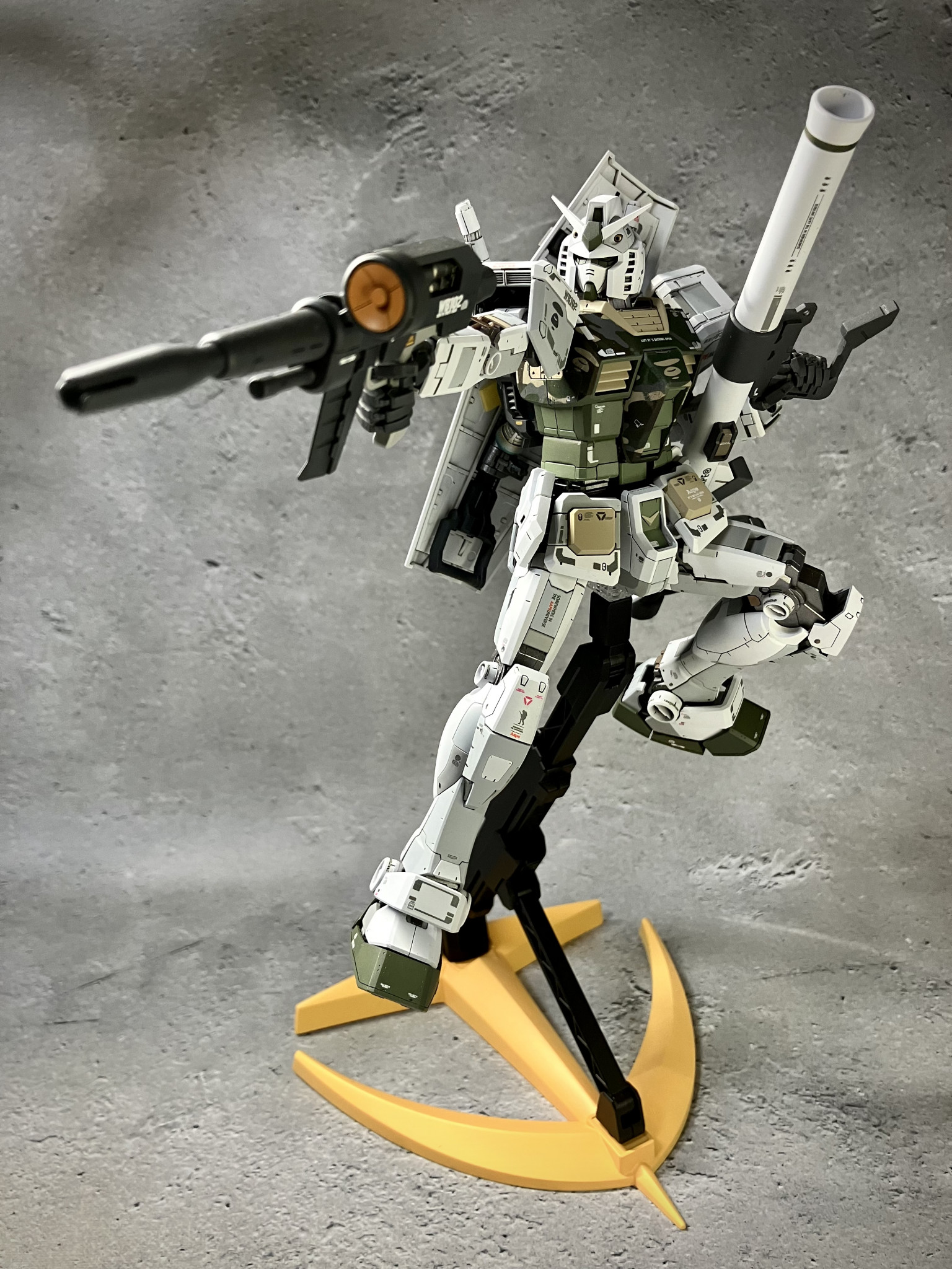 MG ガンダム AAPE RX-78-2 GUNDAM GRN-CAMO AAPE BY A BATHING APE