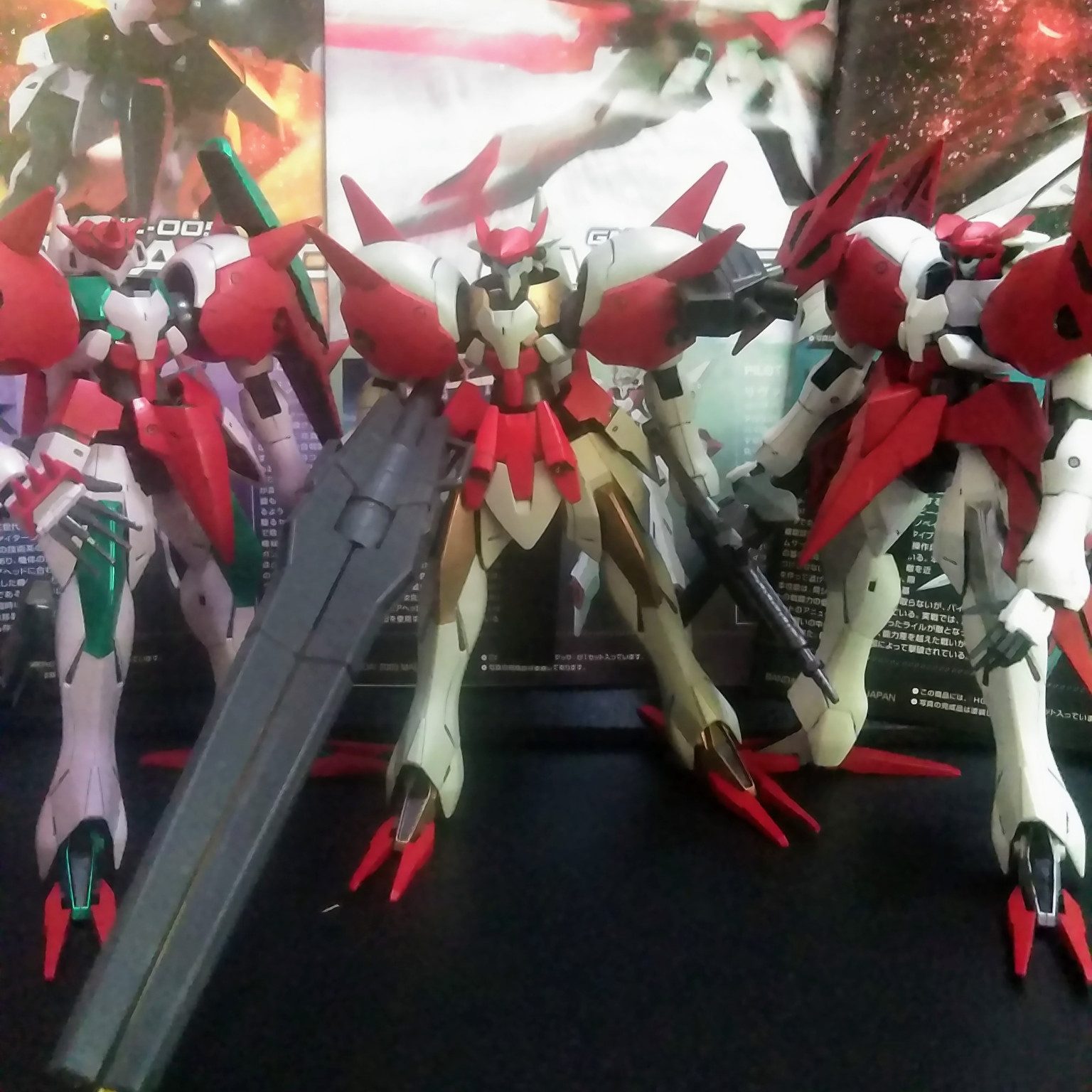 HG ガデッサ & ガラッゾ & ガッデス｜みずかトモカサさんのガンプラ