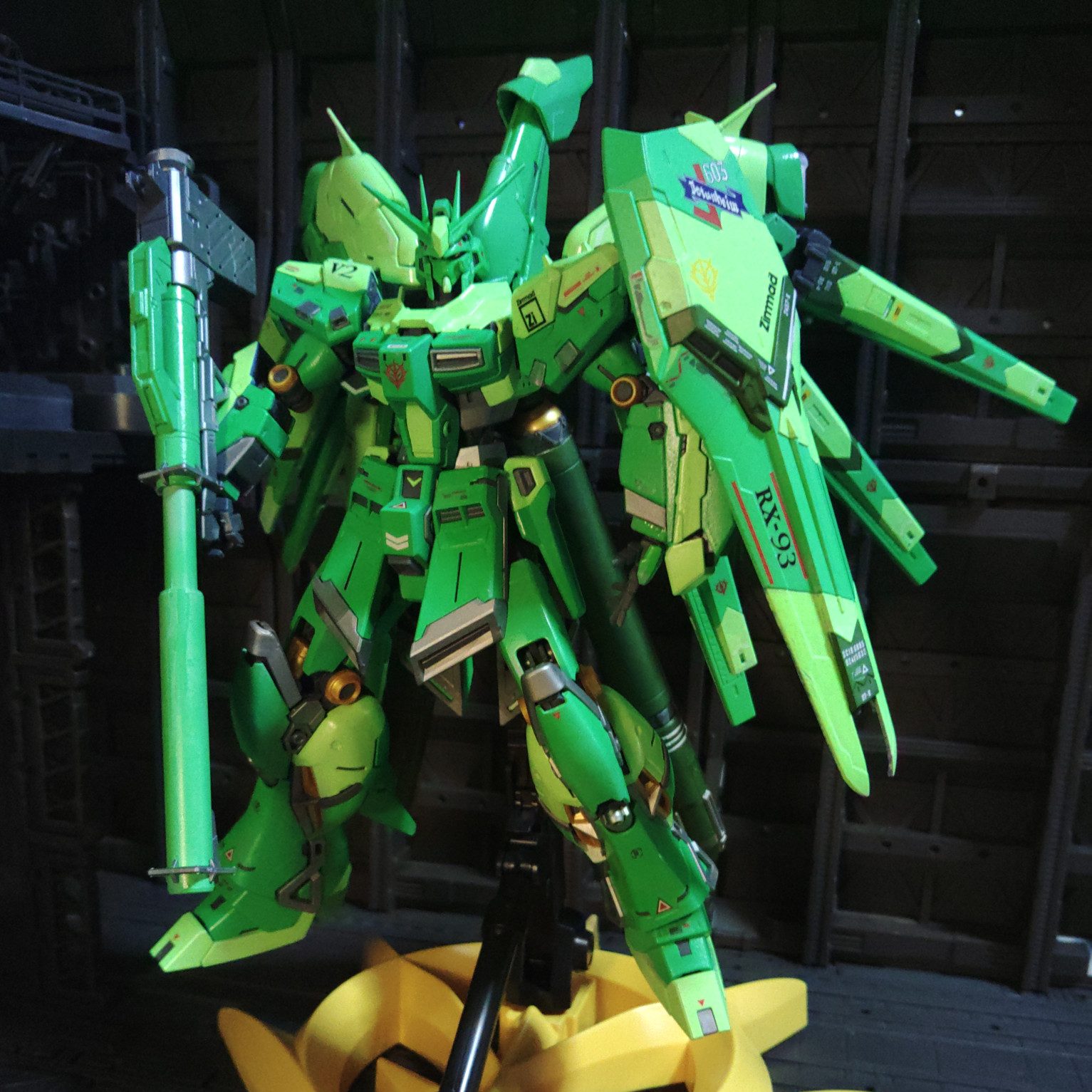RG 1/144 Hi-νガンダム】｜ジンキチさんのガンプラ作品｜GUNSTA