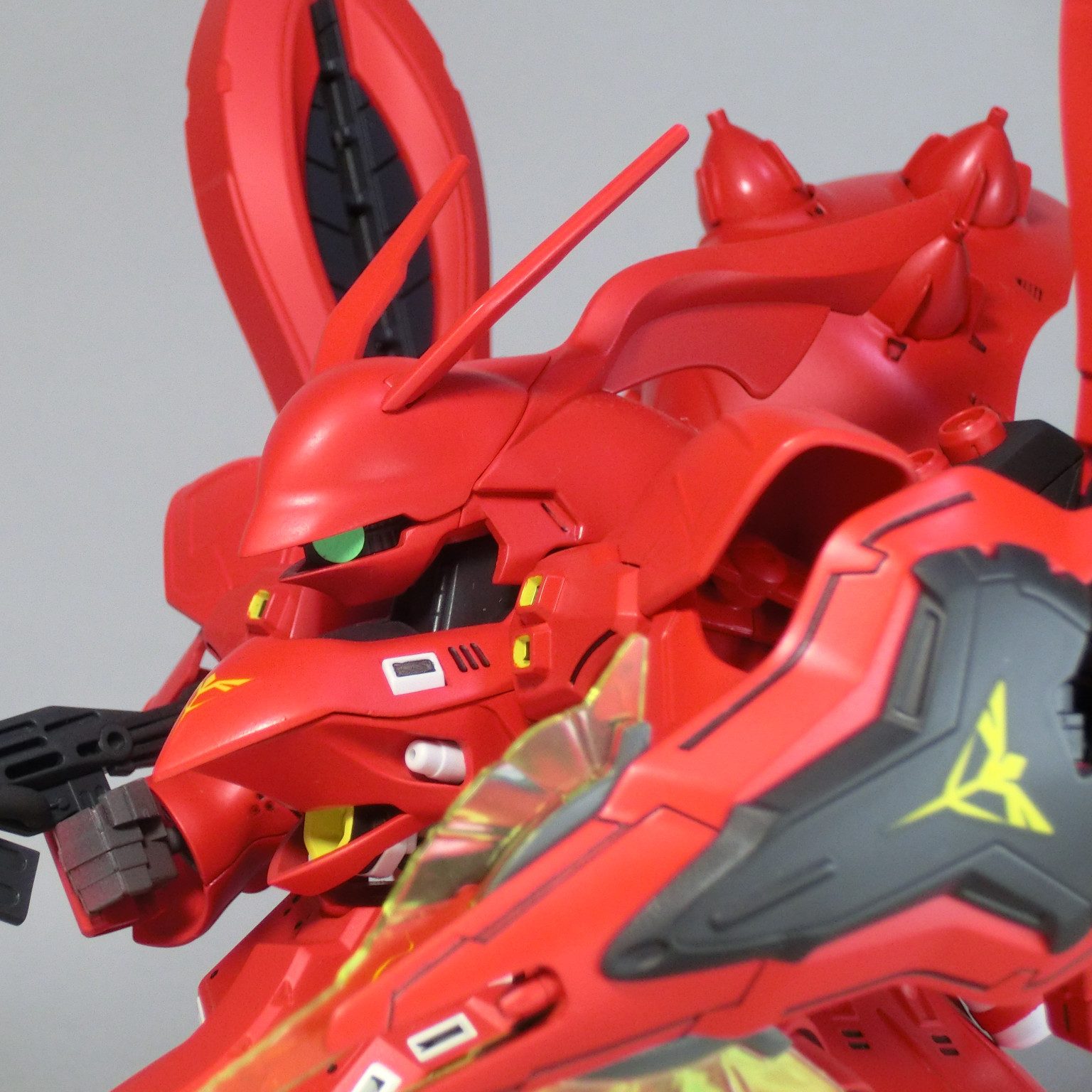 その名はサザビーナイチンゲールシナンジュ｜カアイさんのガンプラ作品