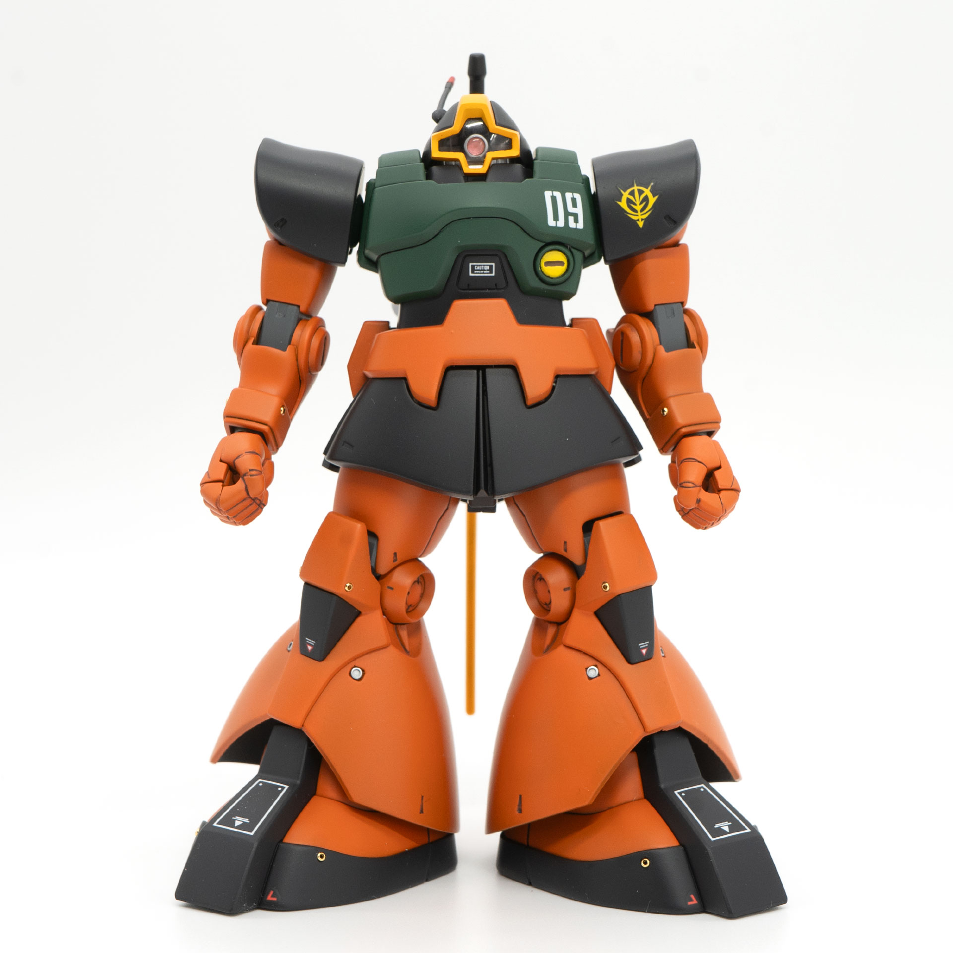 HGUC リック・ドム ガルマ・ザビ専用機 改修全塗装完成品｜Akidouさん