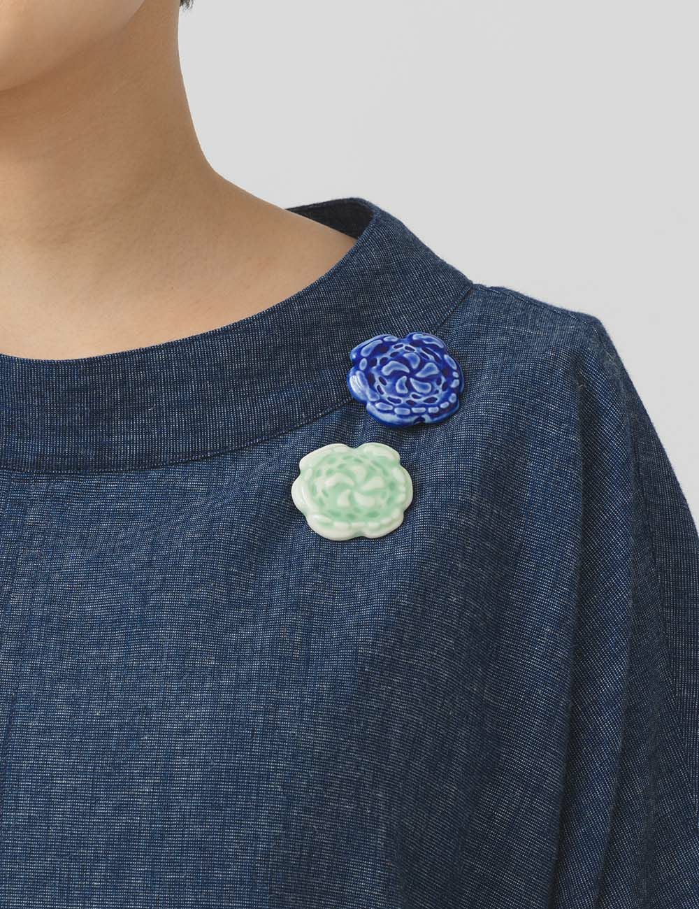 水の華ブローチ | 石見銀山 群言堂オンラインストア