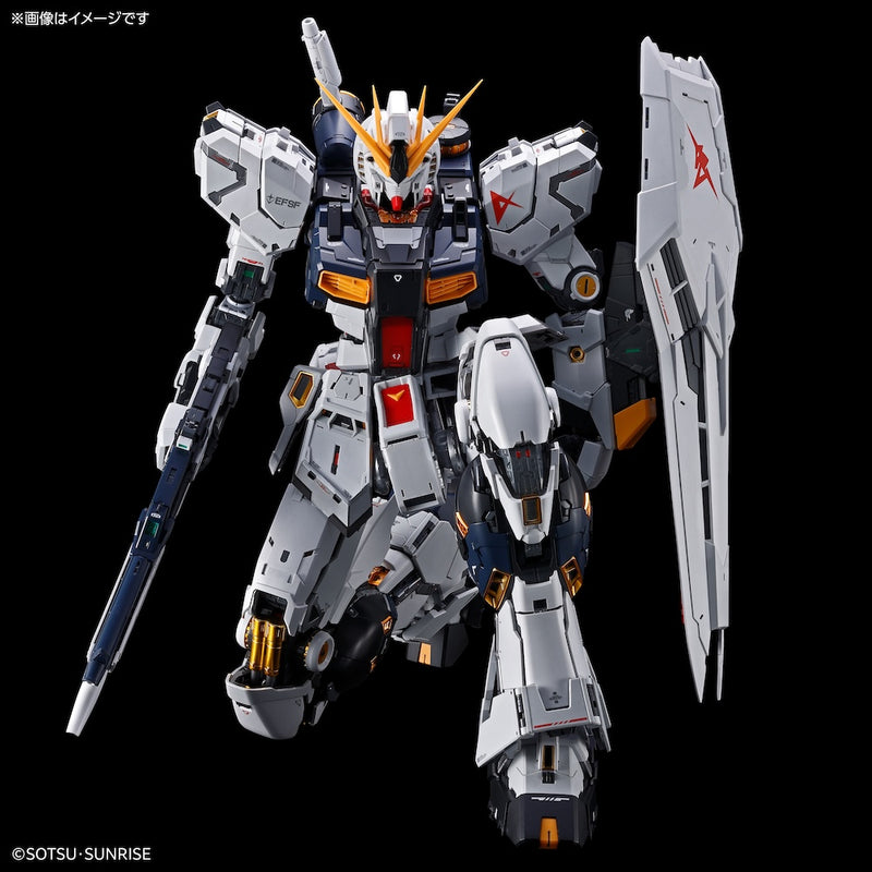 PG ν Gundam / Nu Gundam Unleashed 1/60 – GUNNZO