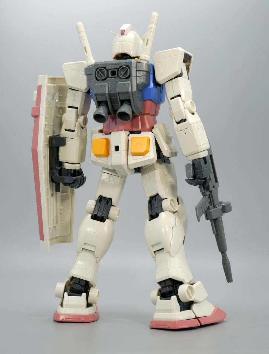 ガンプラ】MG 1/100 RX-78-2ガンダム Ver.ONE YEAR WAR 0079 レビュー