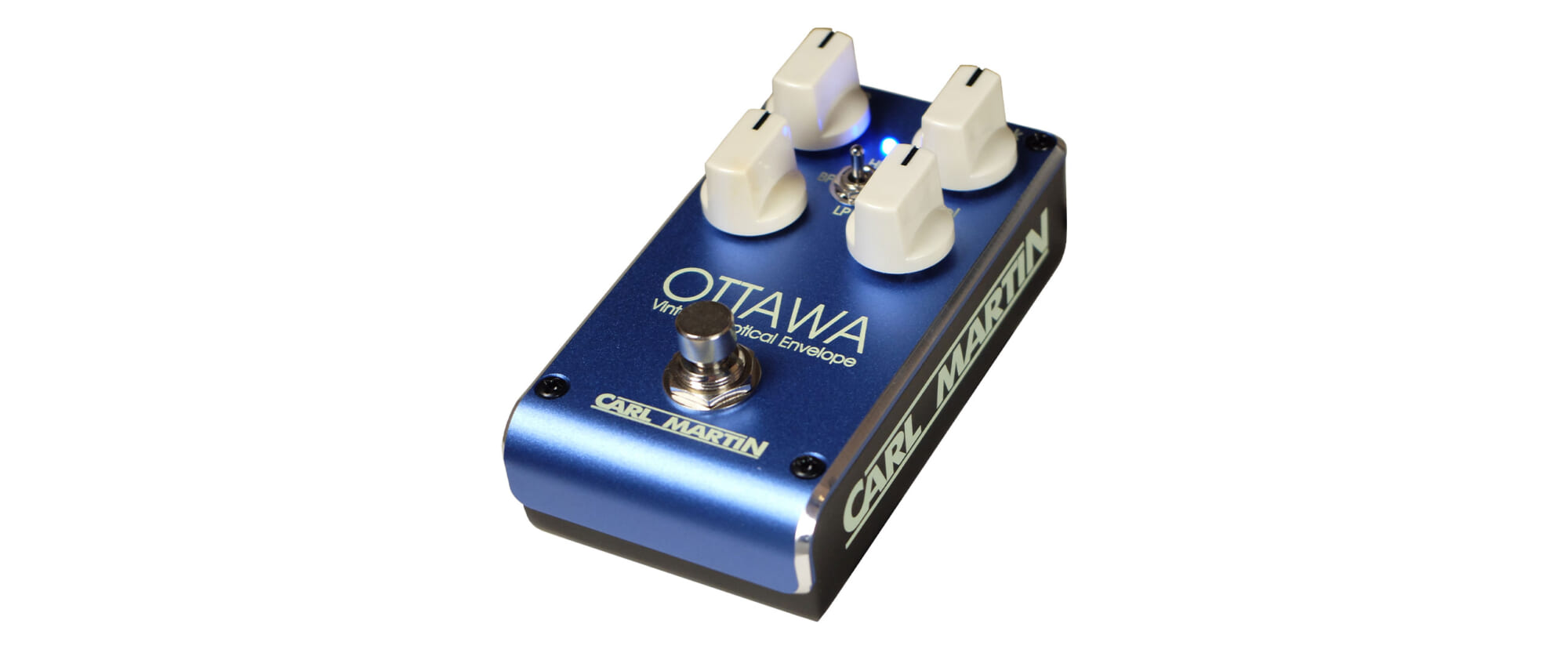 多彩なコントロールを備えたオート・ワウ“Ottawa”がカール・マーティン