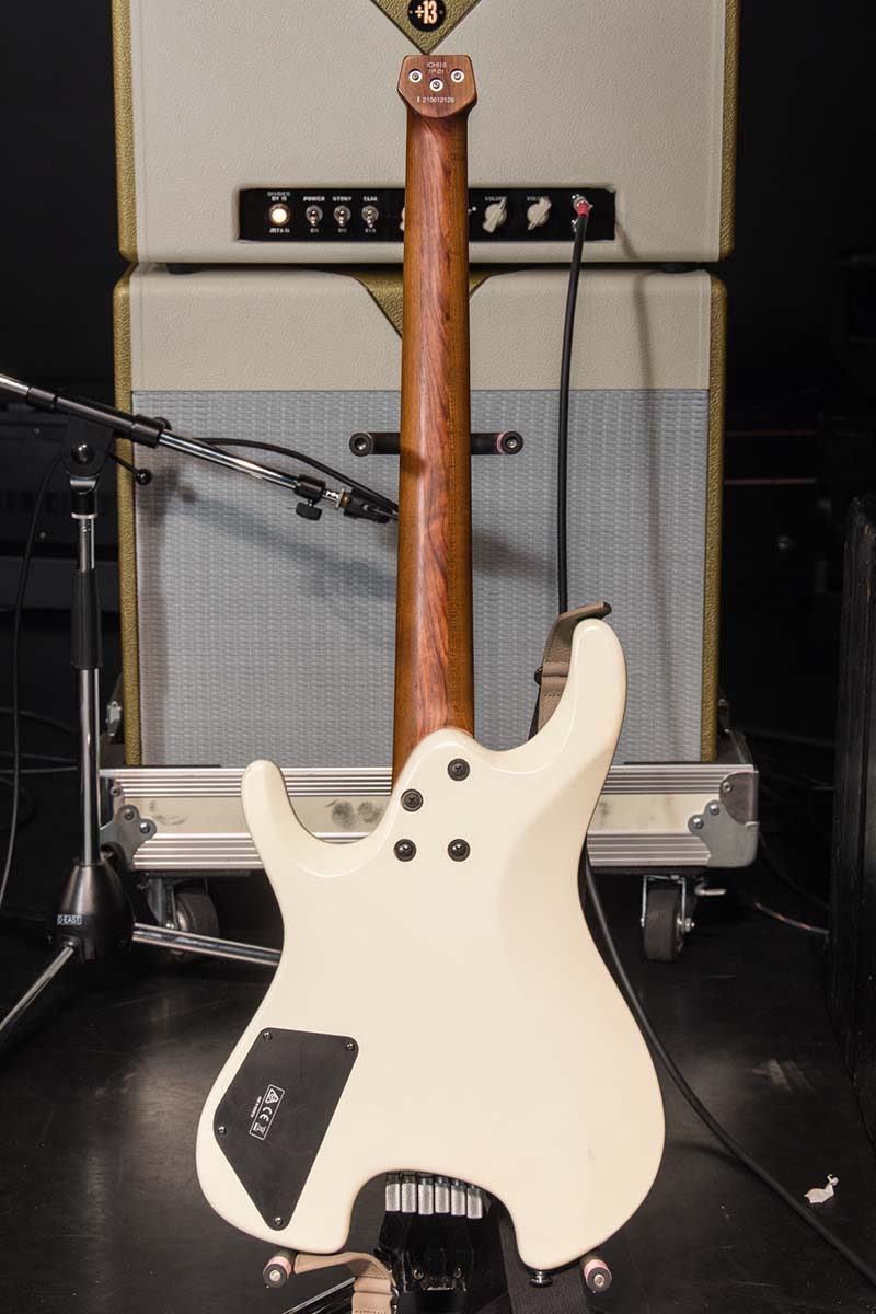 Diosの『＆疾走』でIchika Nitoが使用した4本のギターと、宅録環境に