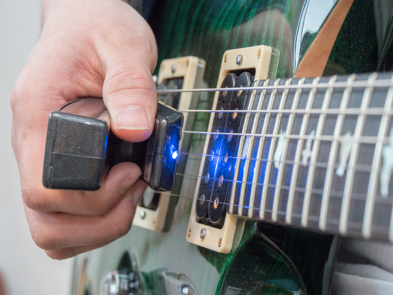 試奏レビュー】一歩先行くギタリストはもう使ってる!? 無限の