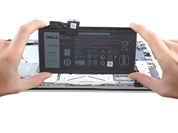 Dell Inspiron 5570 バッテリーの交換 - iFixit 修理ガイド