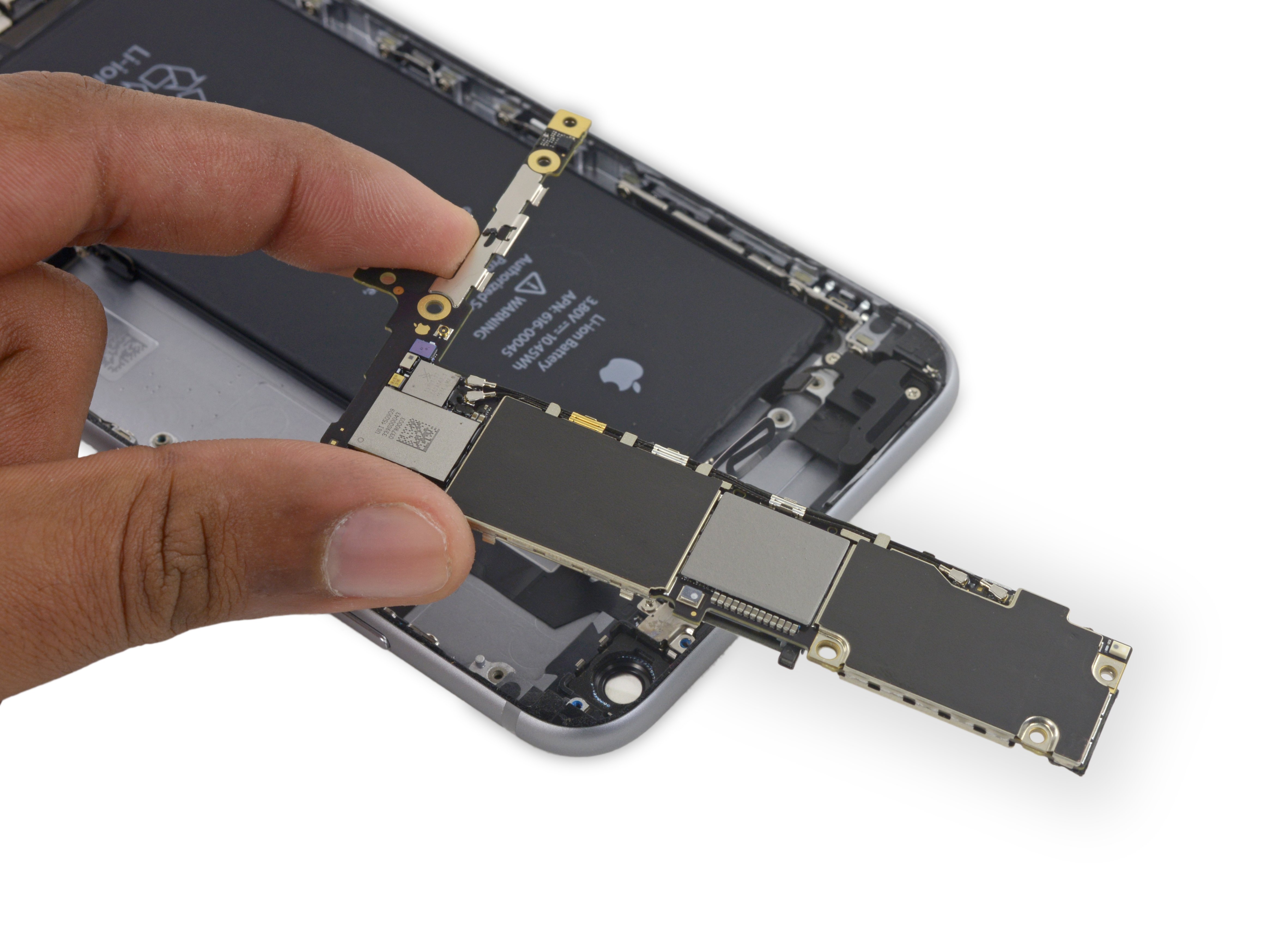 iPhone 6s Plusのロジックボードの交換 - iFixit 修理ガイド