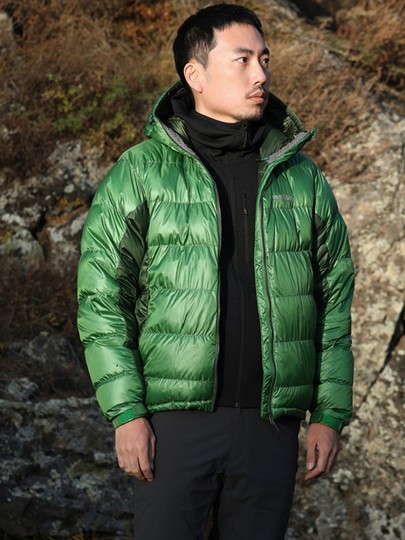 Montbell Men's 800 Fill Power Goose Down Jacket - Ultralight