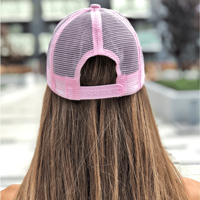Mesh Panel Cap Baby Pink - GymBeam | GymBeam.com