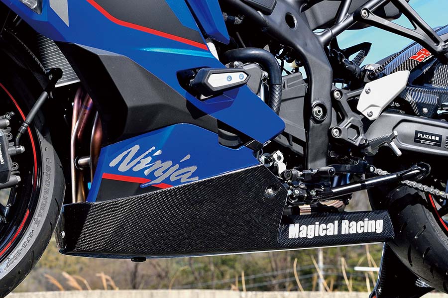 マジカルレーシング ZX-4R SE（KAWASAKI ZX-4R SE） | ヘリテイジ