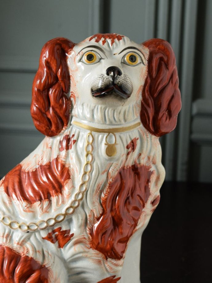 英国ビクトリアンを代表するアンティークの置物、スタッフォードシャー