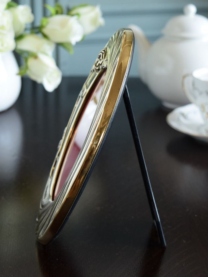 イタリアから届いたおしゃれなフォトフレーム、バラがデザインされた