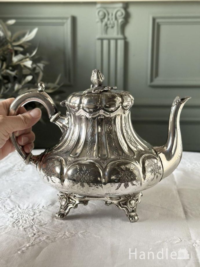 英国アンティークのティーセット、シェフィールドのシルバーティー