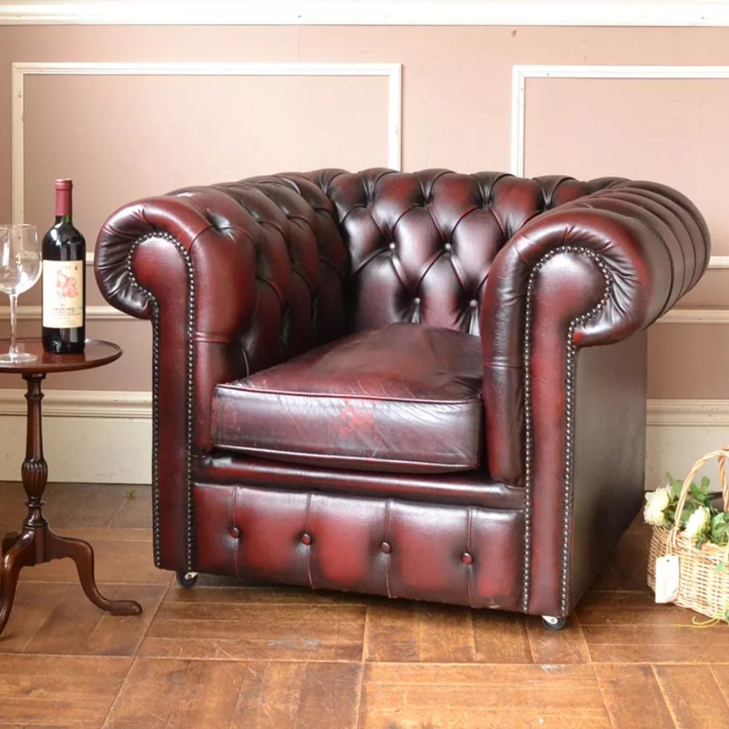 チェスターフィールド | アンティーク家具、チャーチチェアの販売