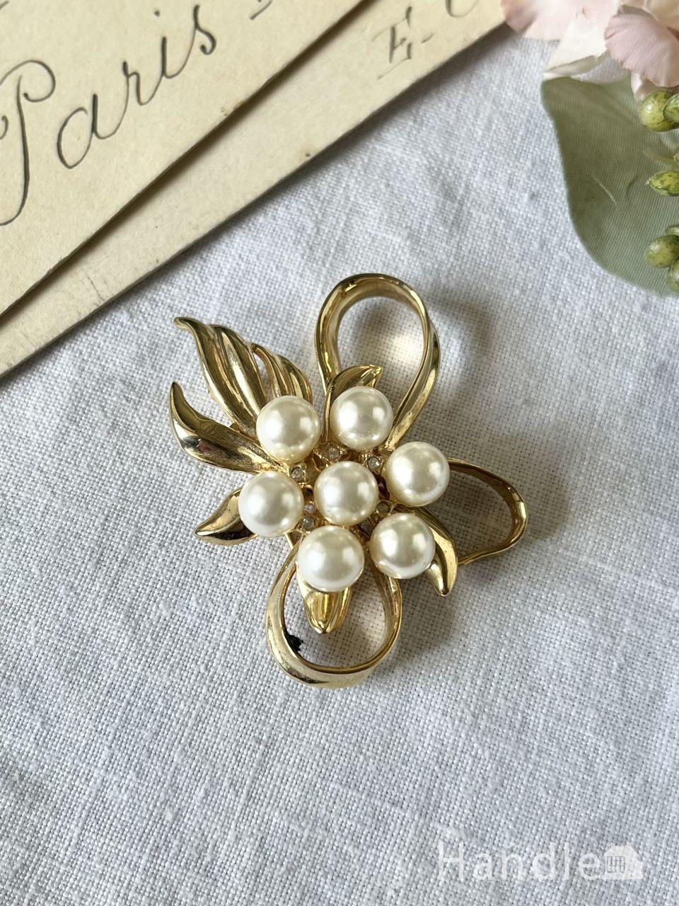 パールが付いたおしゃれなブローチ、イギリスから届いたビンテージ