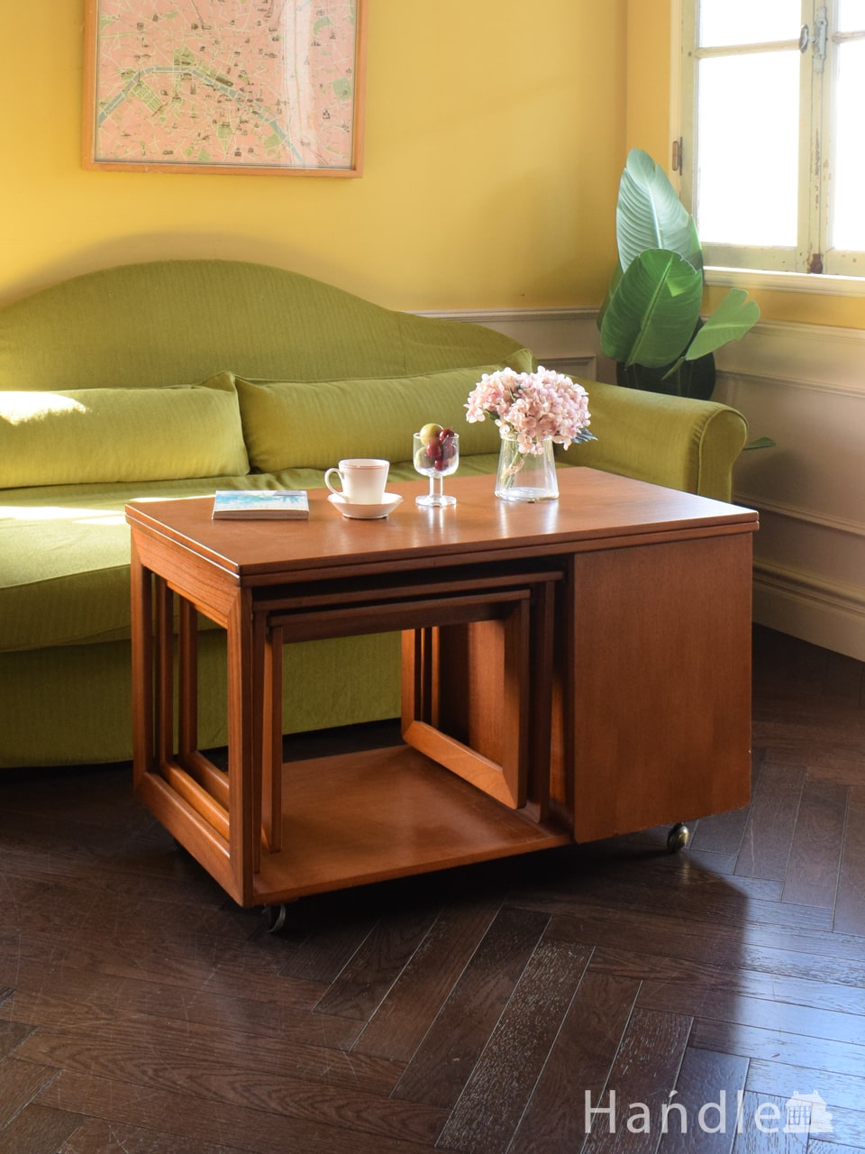 猫足が美しいネストテーブル、英国アンティークのマホガニーテーブル(q