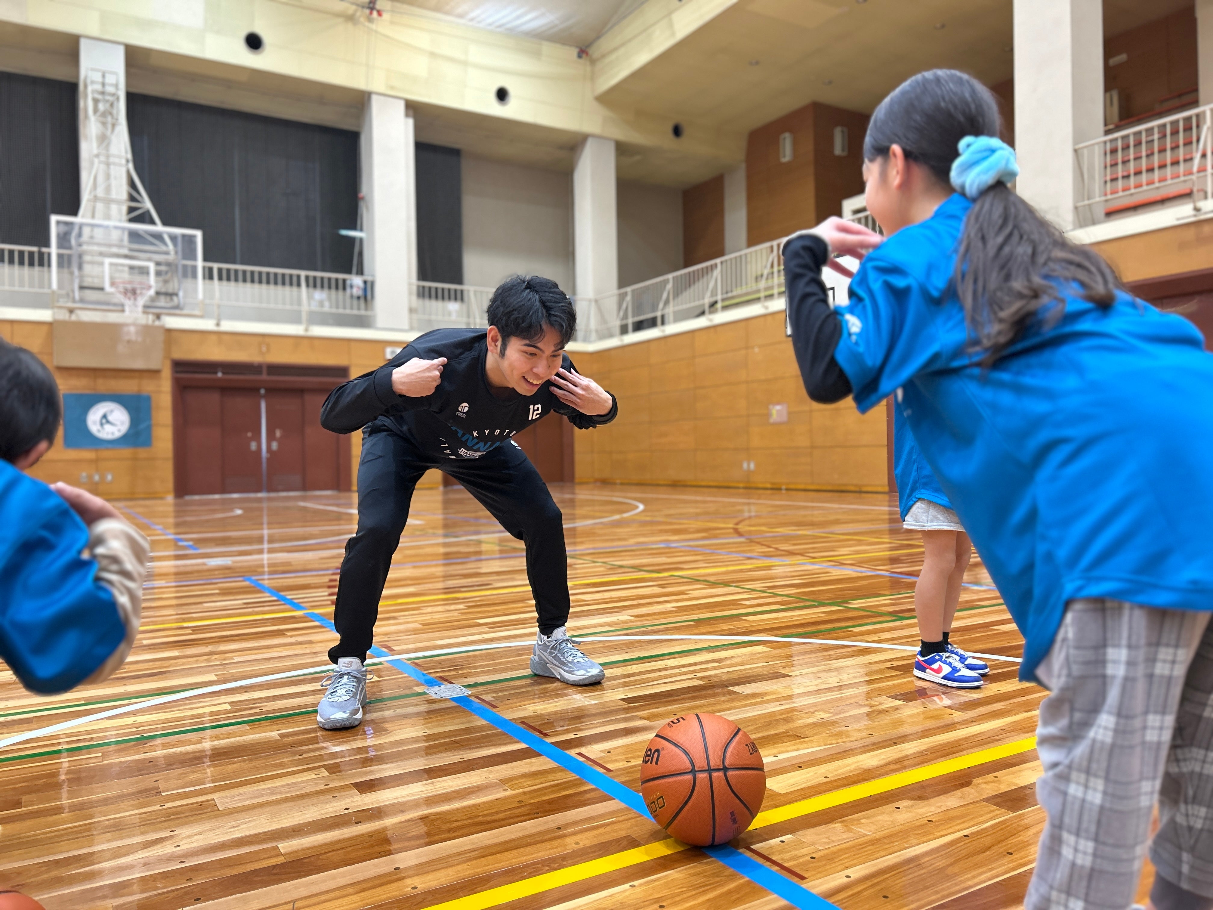 小川麻斗選手「with A」×京都ハンナリーズ 京都市のひとり親世帯向け