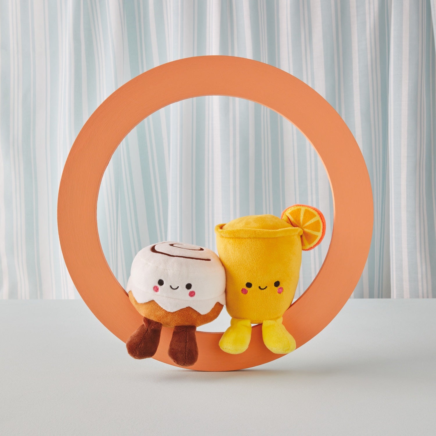 アウトレット】Better Together シナモンロール＆オレンジジュース