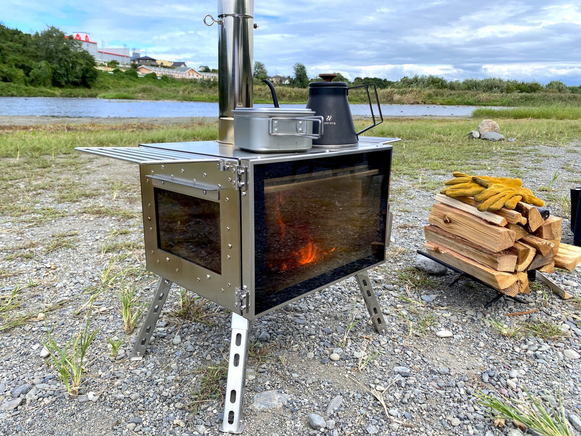 憧れのフルガラス薪ストーブ】Mt.SUMI『オーラ FG ステンレス