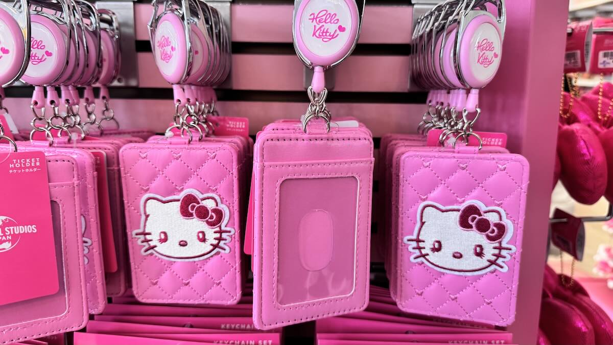 USJハートがいっぱいのハローキティ新作グッズ