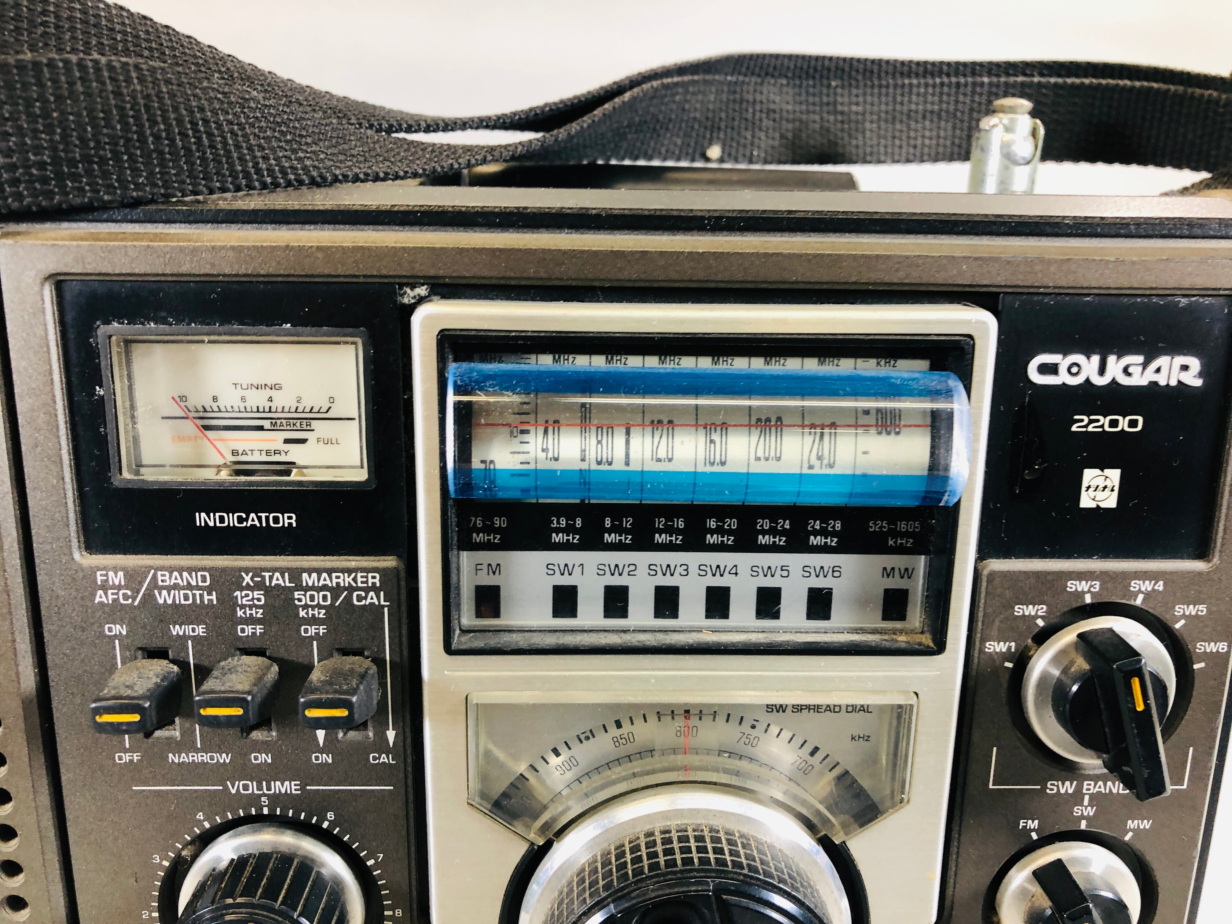 Y5625 RADIO National Cougar 2200 transistor portable Japanese