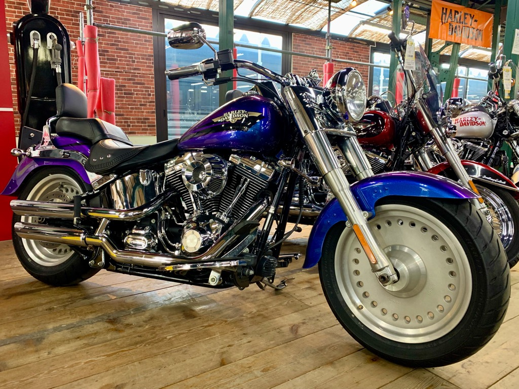 FLSTF ファットボーイ」希少カラー特選中古車！ – HARLEY-ZONE