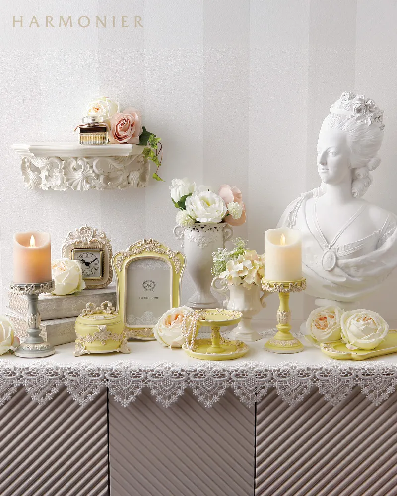 ヴェルサイユウォールシェルフ/ホワイト | 輸入雑貨の通販ハルモニア