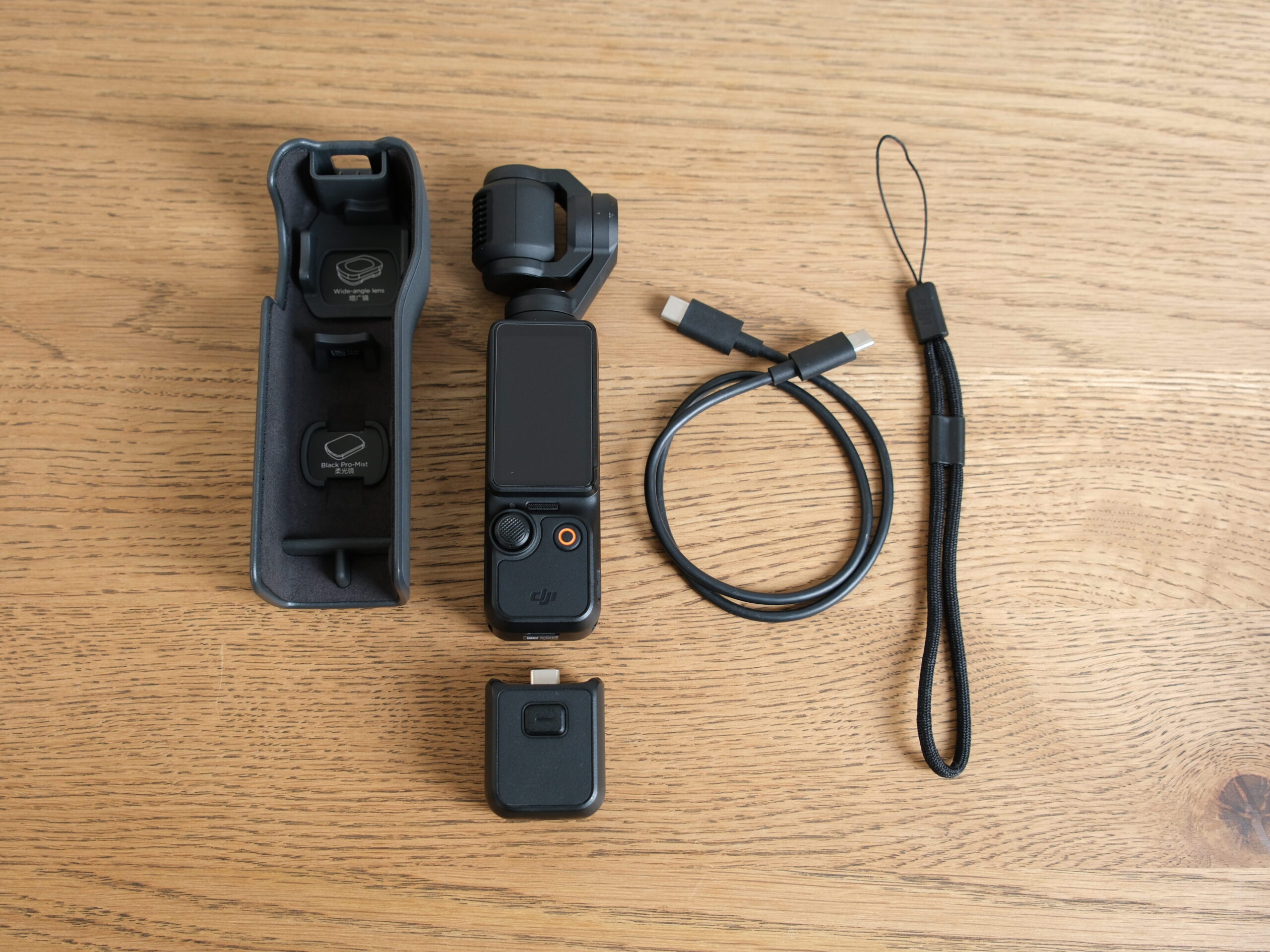 DJI Osmo Pocket 3 クリエイターコンボとは？標準セットとの違いをご紹介！