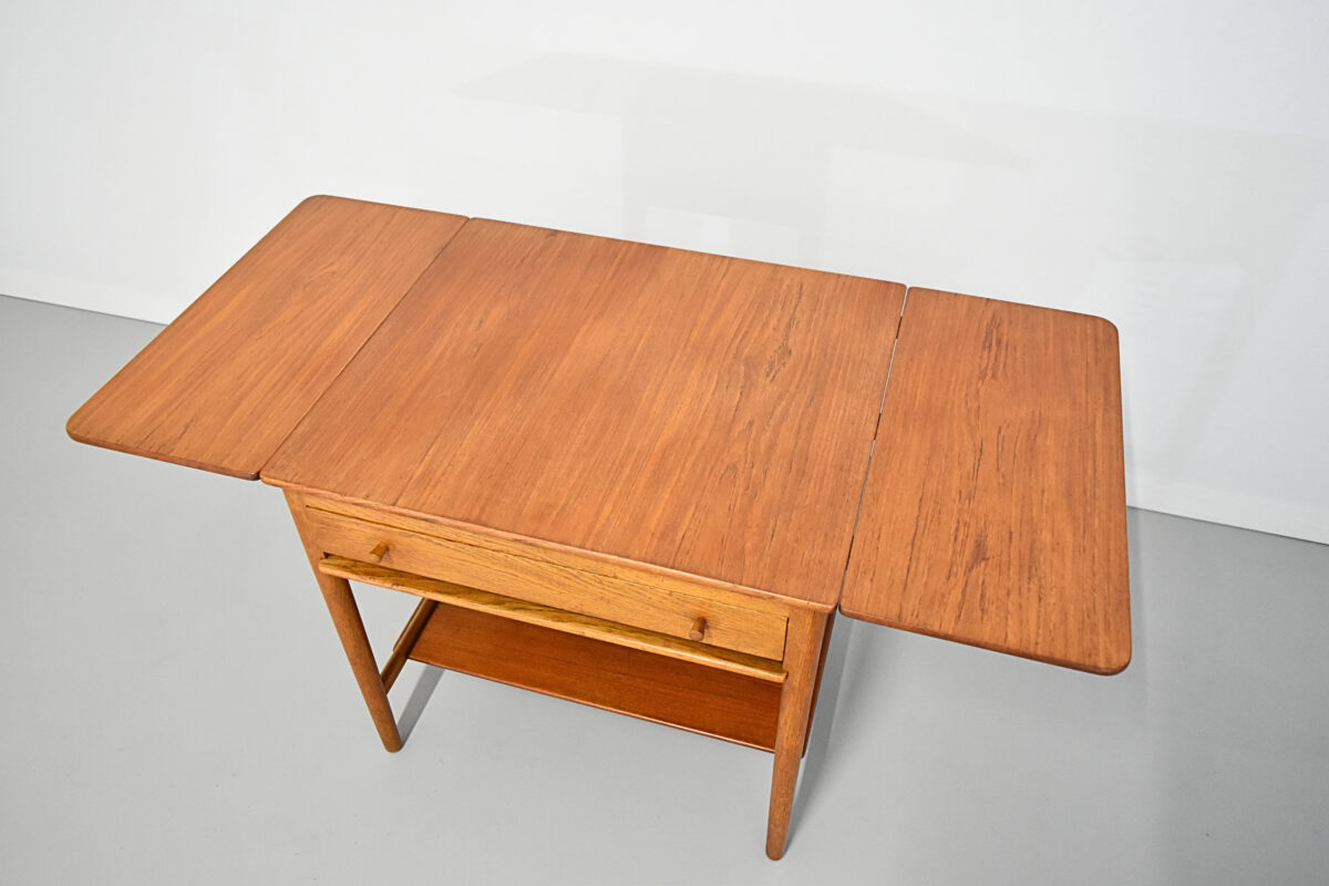 ソーイングテーブル/AT33 by Hans J.Wegner/Andreas Tuck - 橋本家具