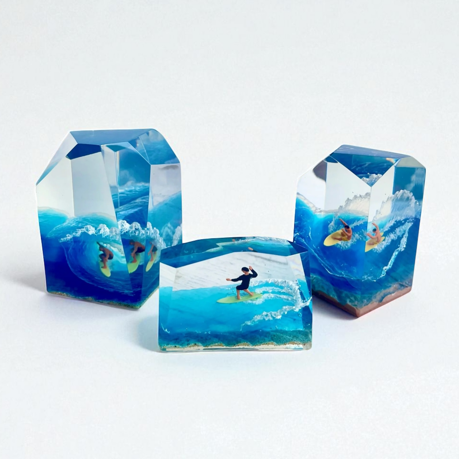 美味しい瞬間”を留めたサーフ・トリップキューブ / AUMBAK CRYSTAL