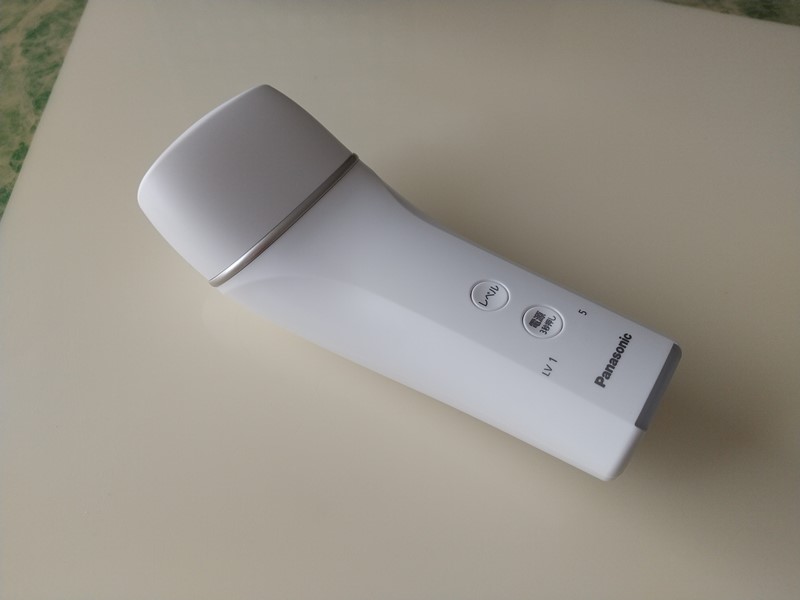 パナソニックの家庭用光脱毛器 ES-WH77 を半年間使用してみた結果と