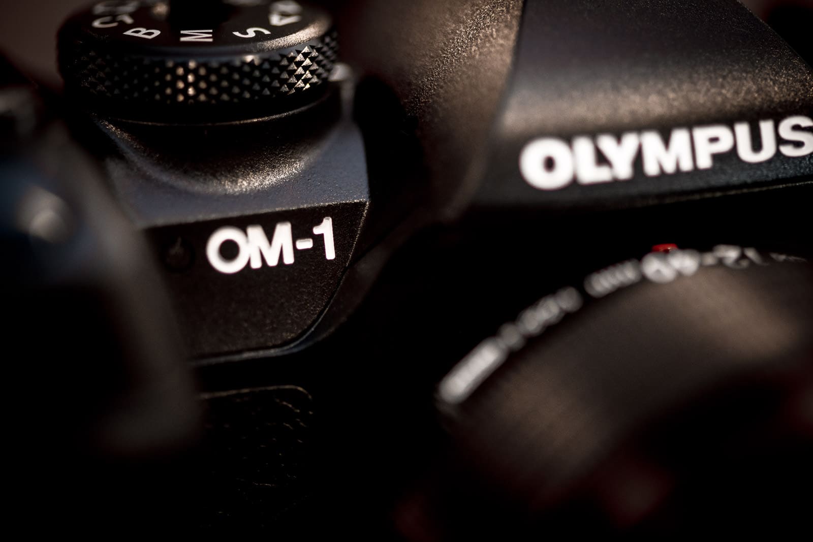 olympus-om-1-om-system-om-1-