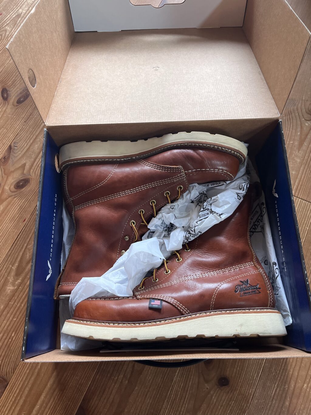 THROGOOD】 ソログッドのワークブーツレビュー 履き心地、レッド