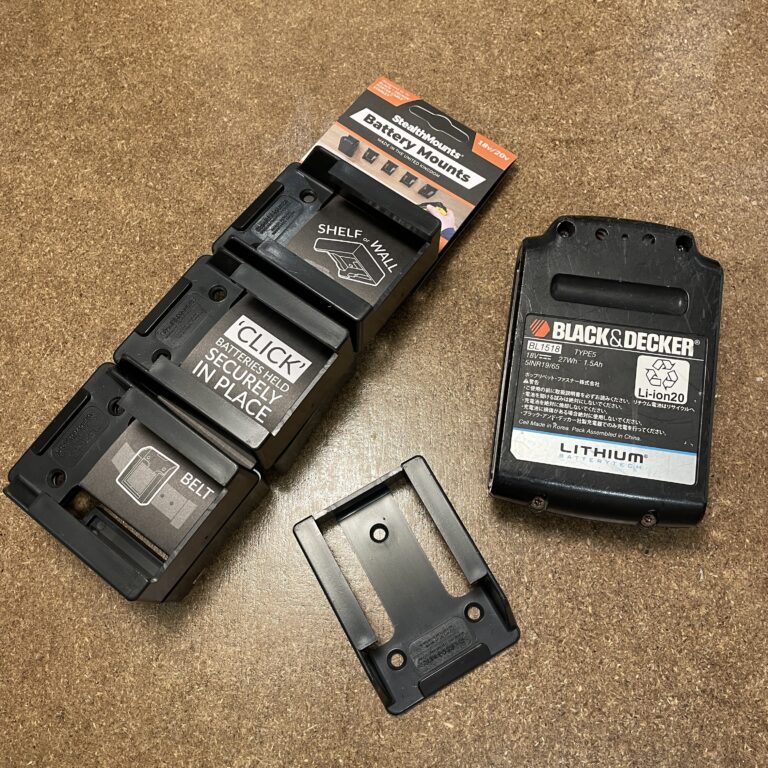 BLACK&DECKER18Vバッテリーマウント/バッテリーホルダー~StealthMounts