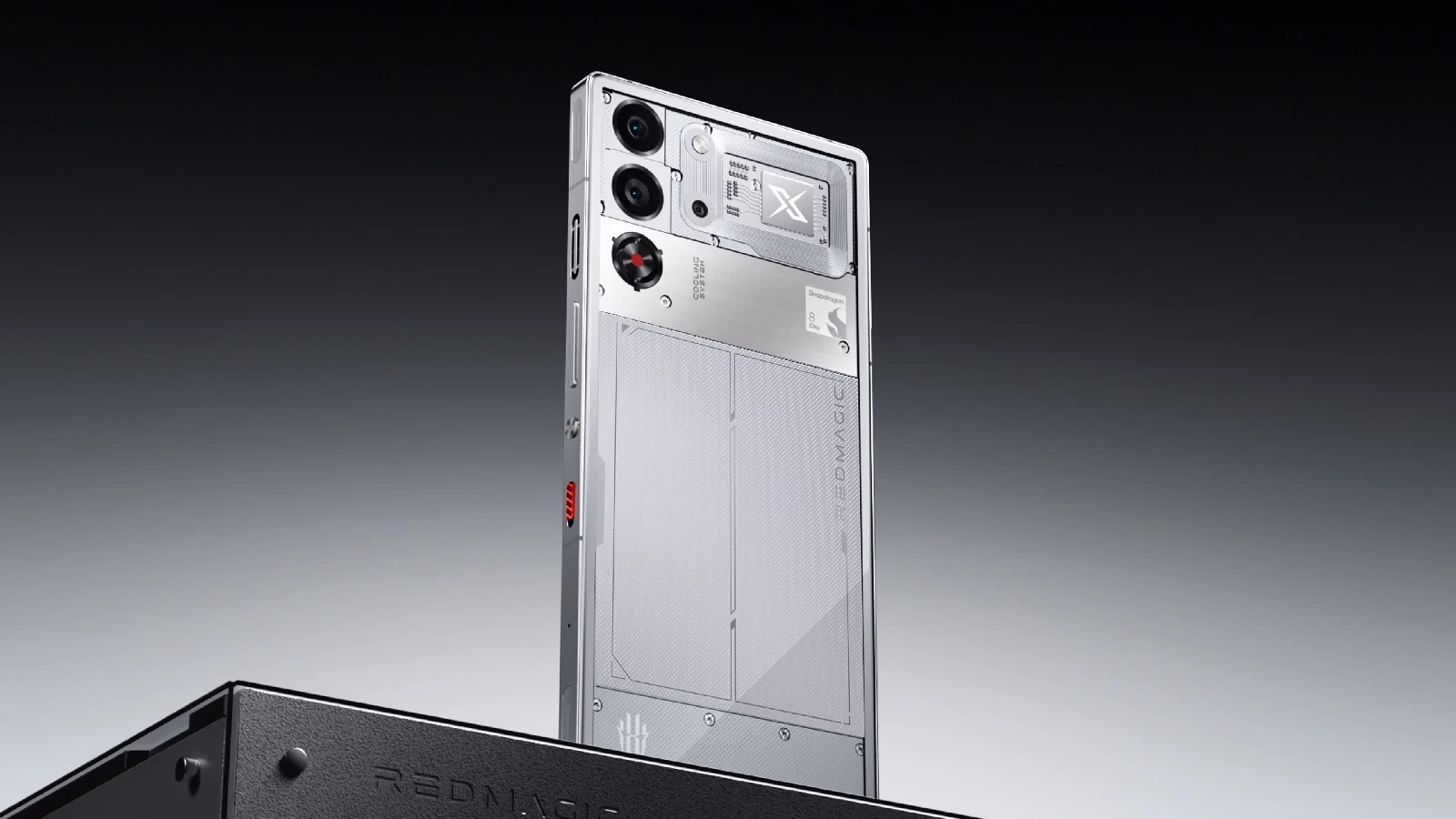 REDMAGIC 10 Pro がグローバルでもリリース。価格は649ドルから。7,050