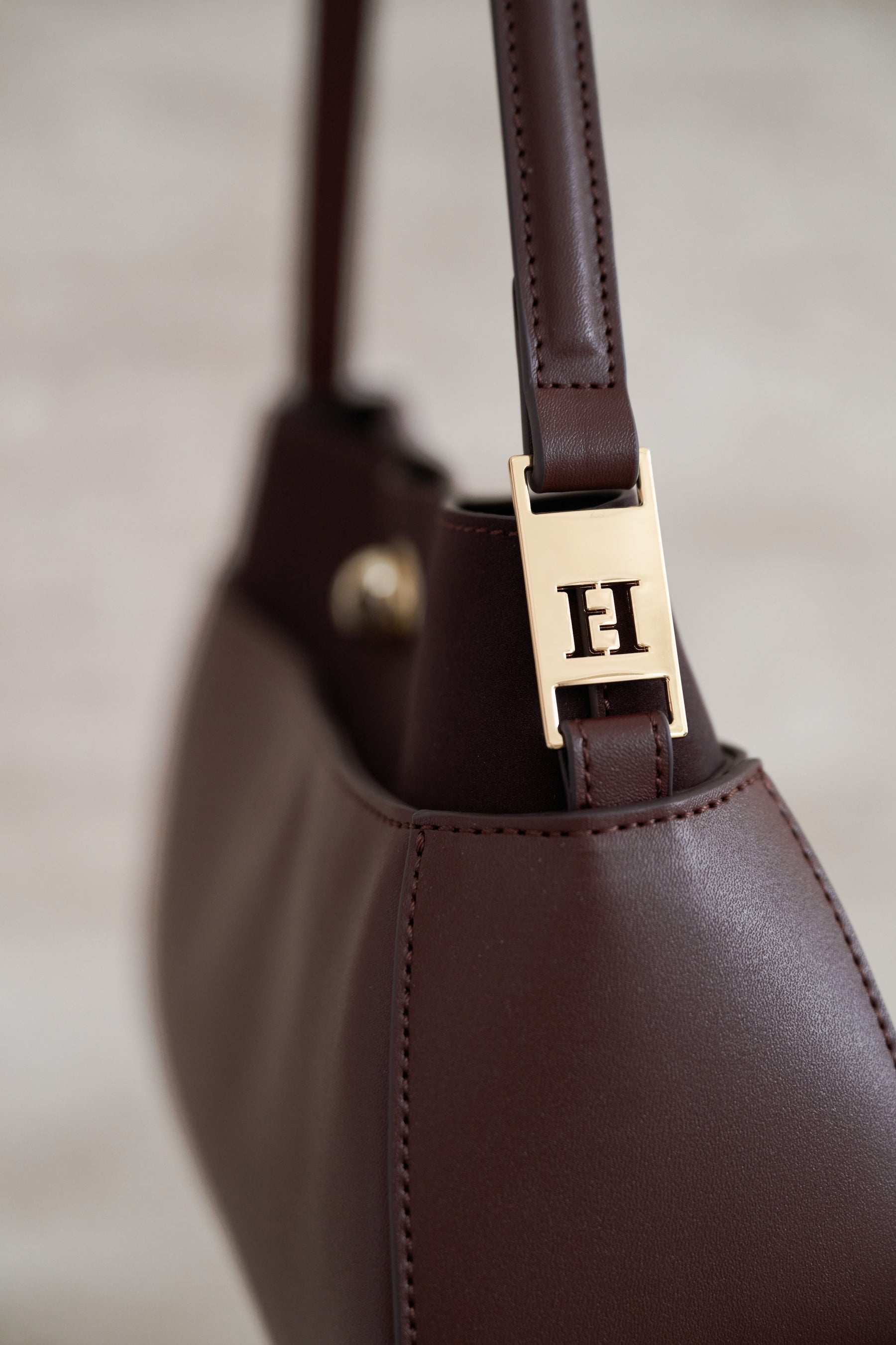 Modern Muse Baguette Bag