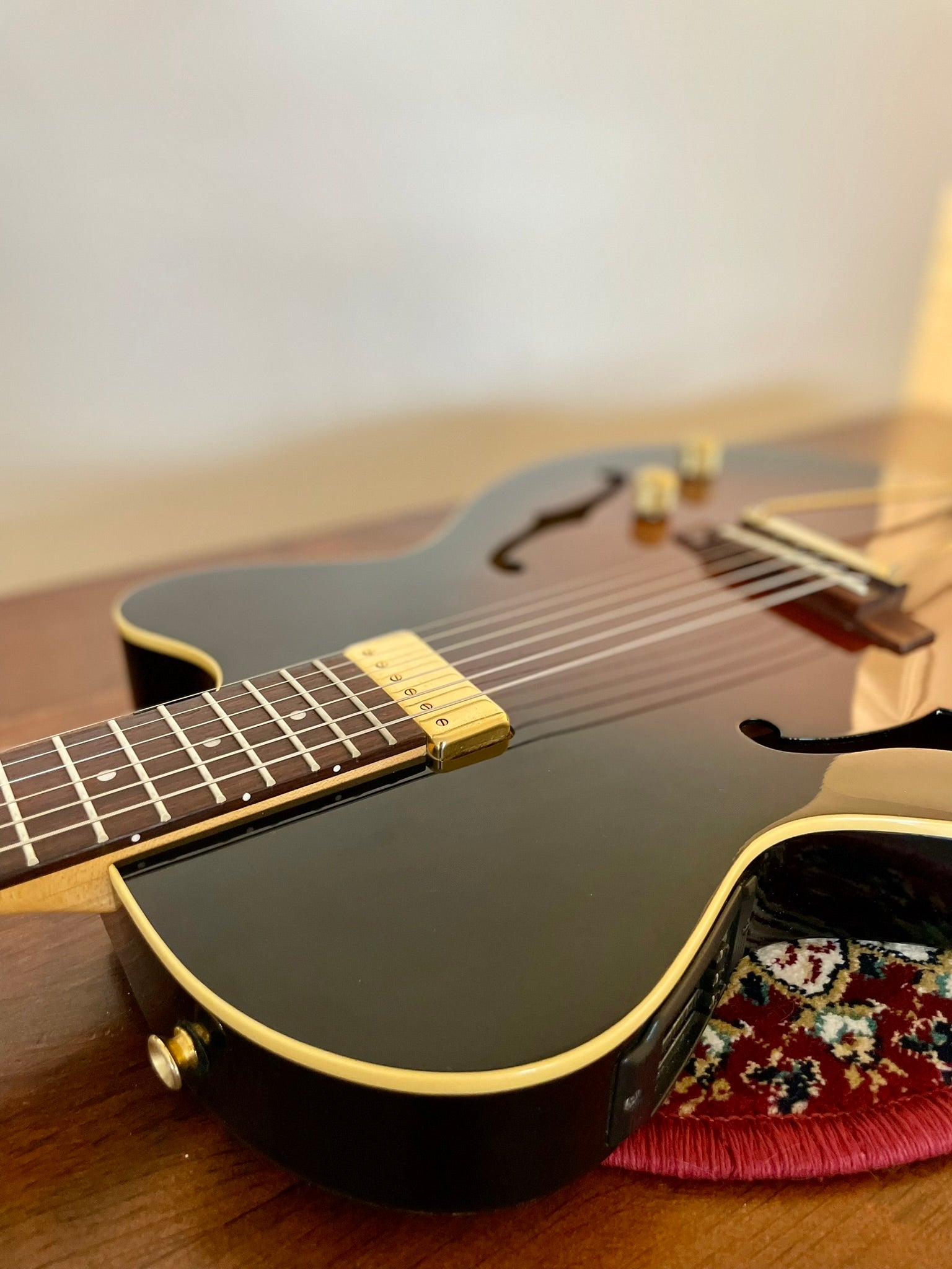 Yamaha AEX 500 1997 - Hybrid Acoustic/Jazz - Piezo & Magnetic