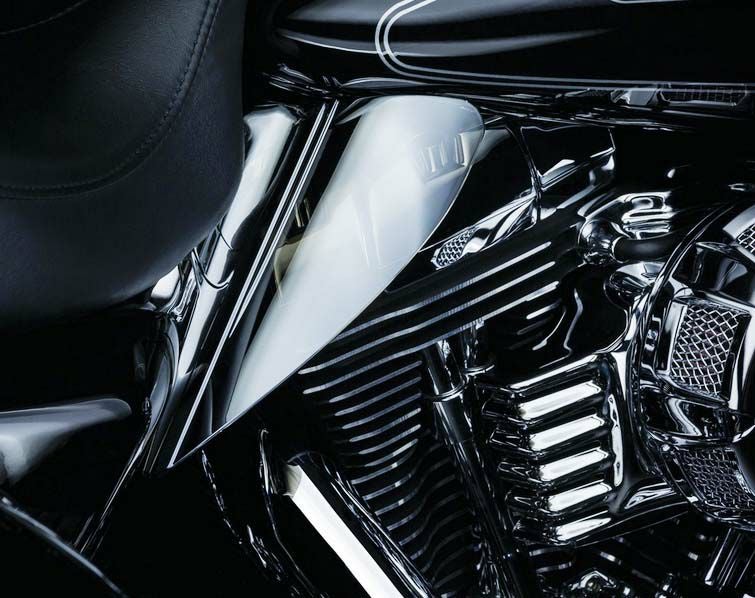 SALE】ハーレー、ツーリングモデル用サドルシールド Kuryakyn