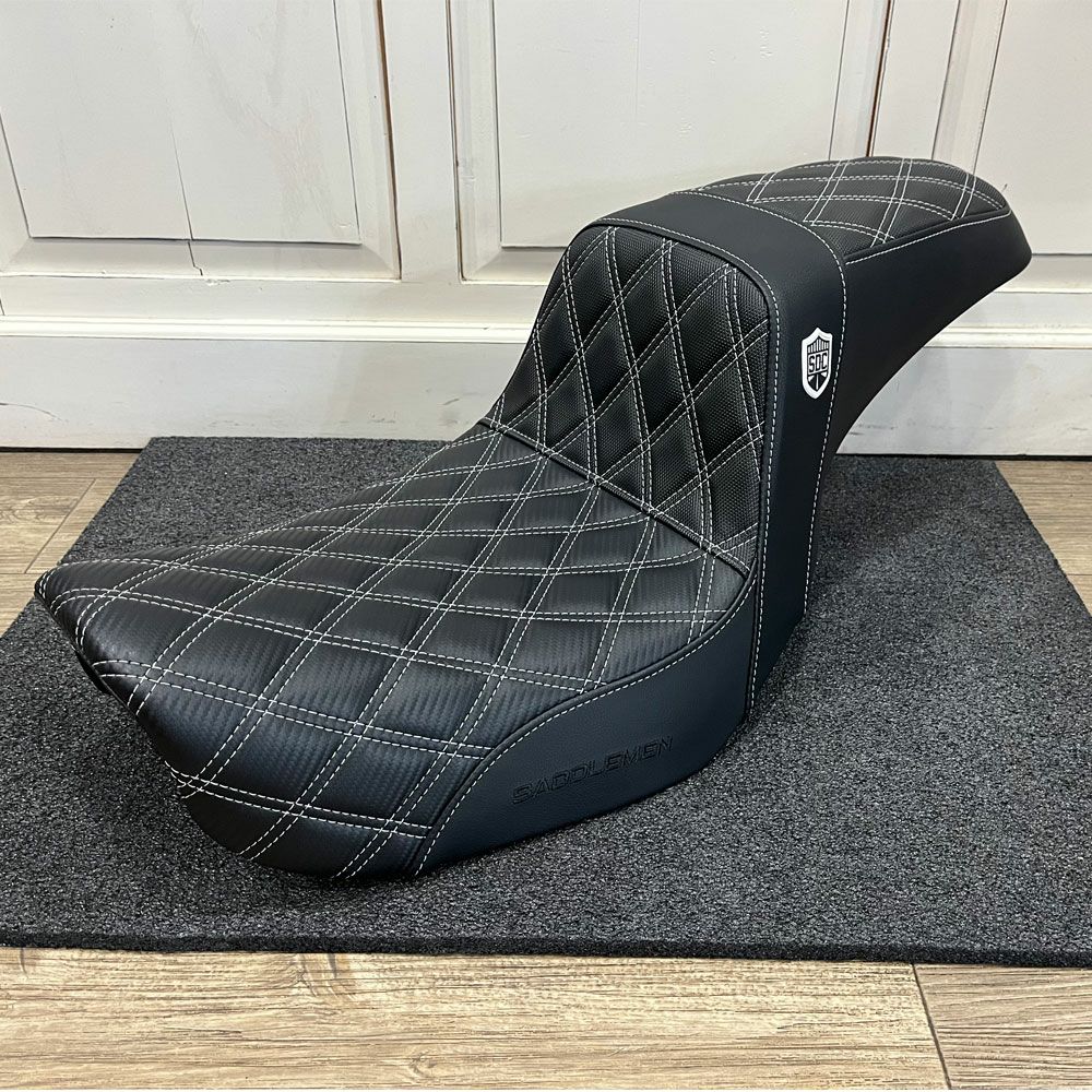 ダイナ用サドルマン(Saddlemen)シート｜ハーレーカスタムパーツ専門店