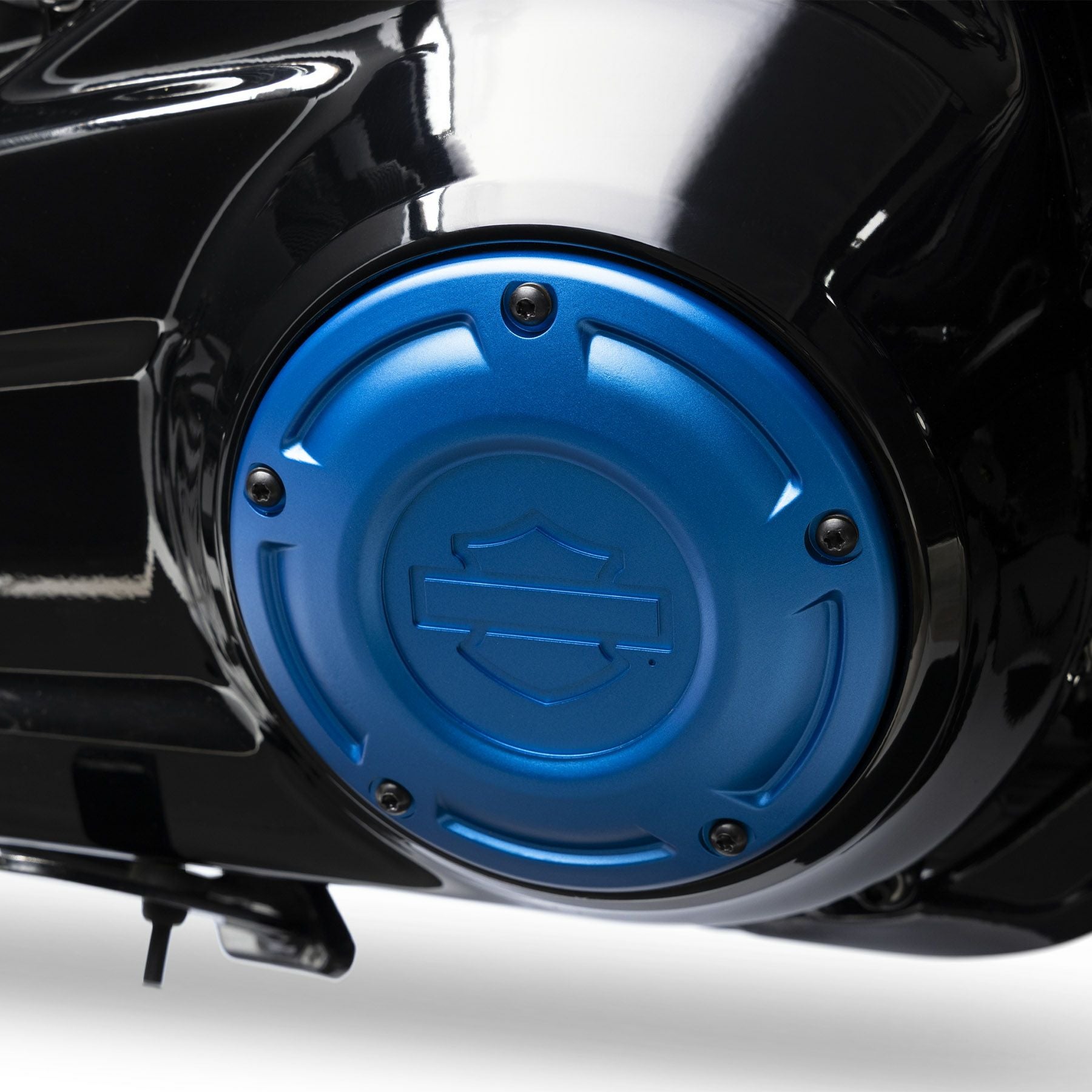 M8ソフテイル用ハーレー純正ダービーカバー｜ハーレーカスタムパーツ専門店