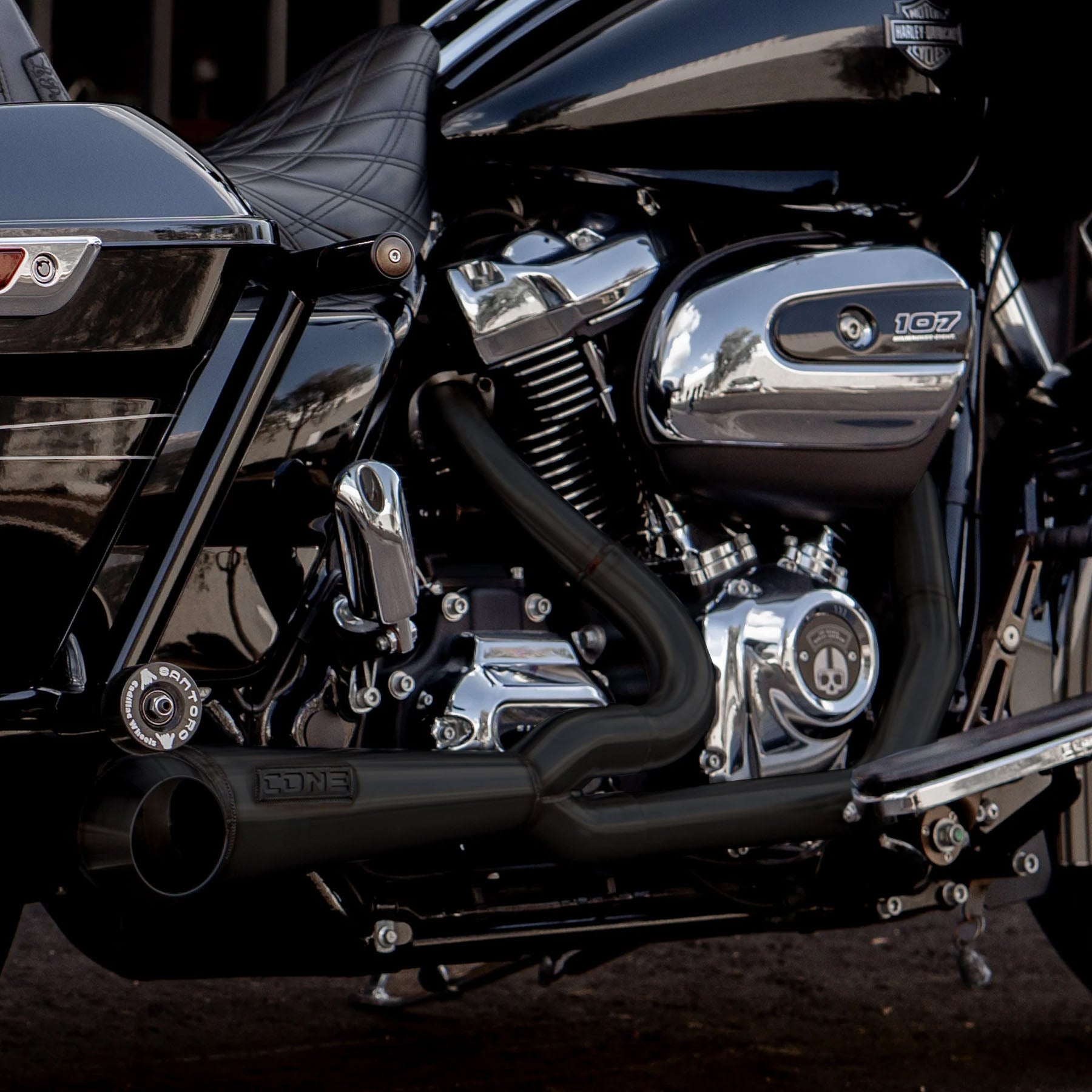 ハーレー、 マフラー・ツーリング用｜ハーレーカスタムパーツ専門店