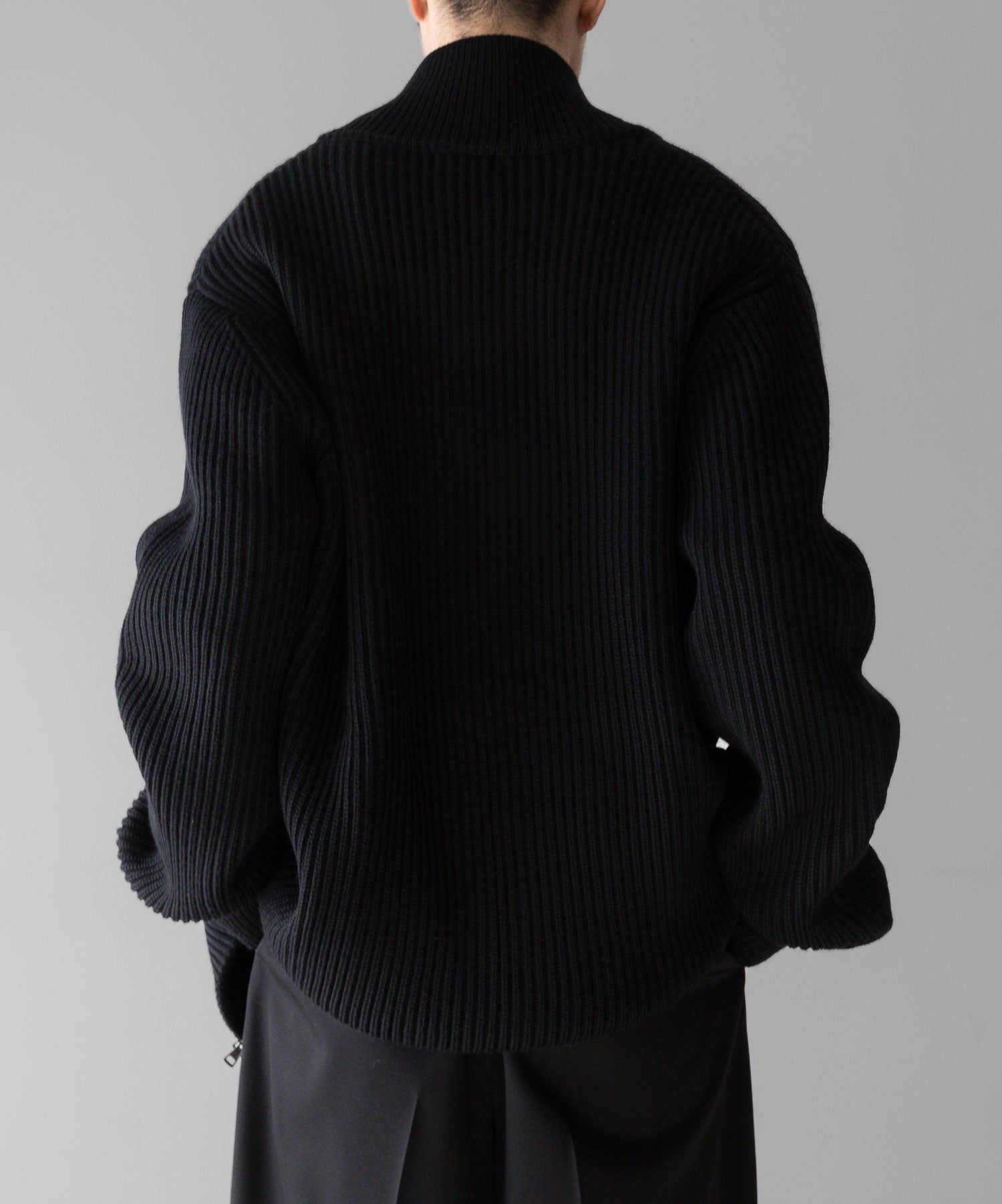 INTÉRIM/インテリム】LIMITED HAND FRAMED DRIVERS ZIP KNIT - BLACK